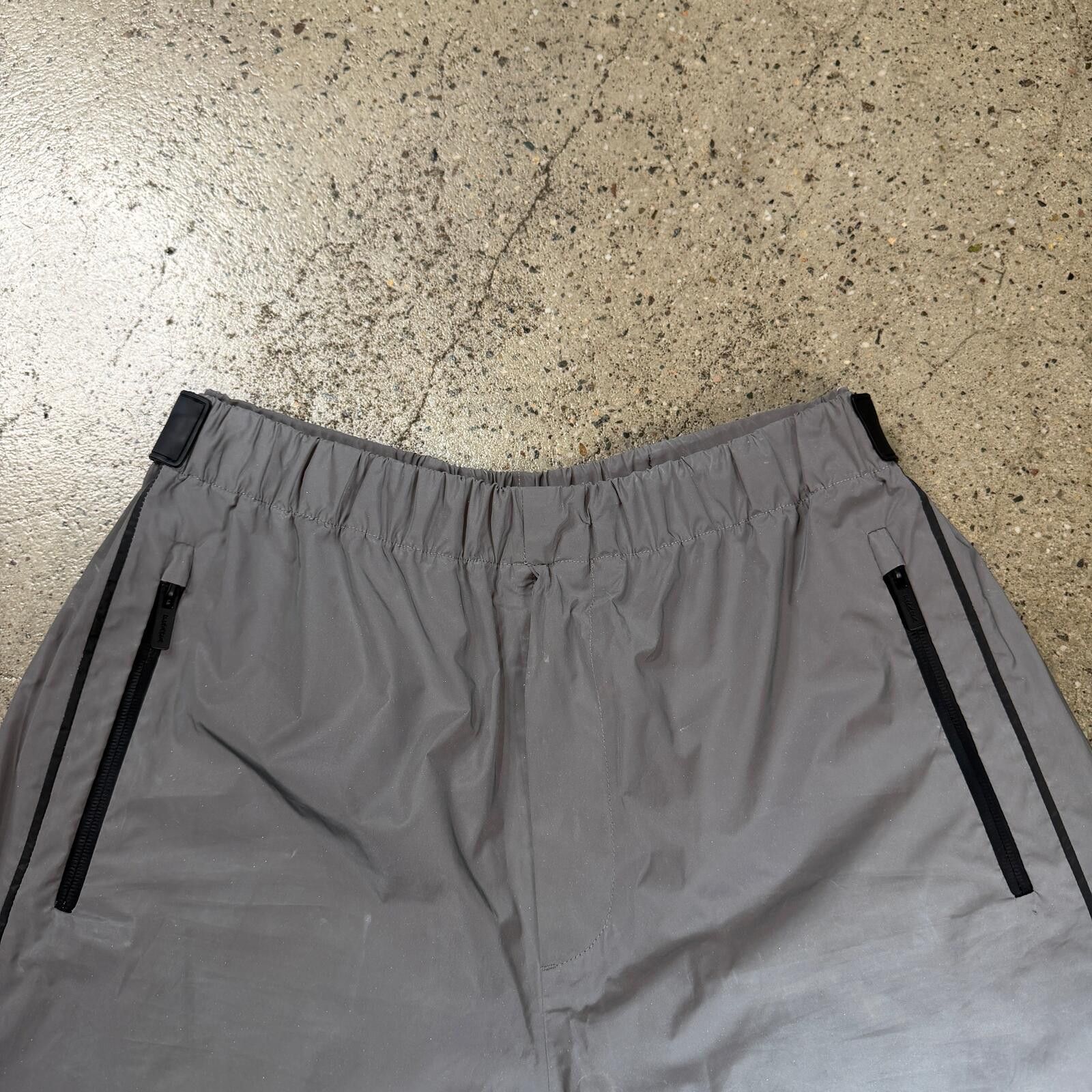 Prada Prada 3M Adjustable Shorts Size US 34 / EU 50 - 5 Thumbnail
