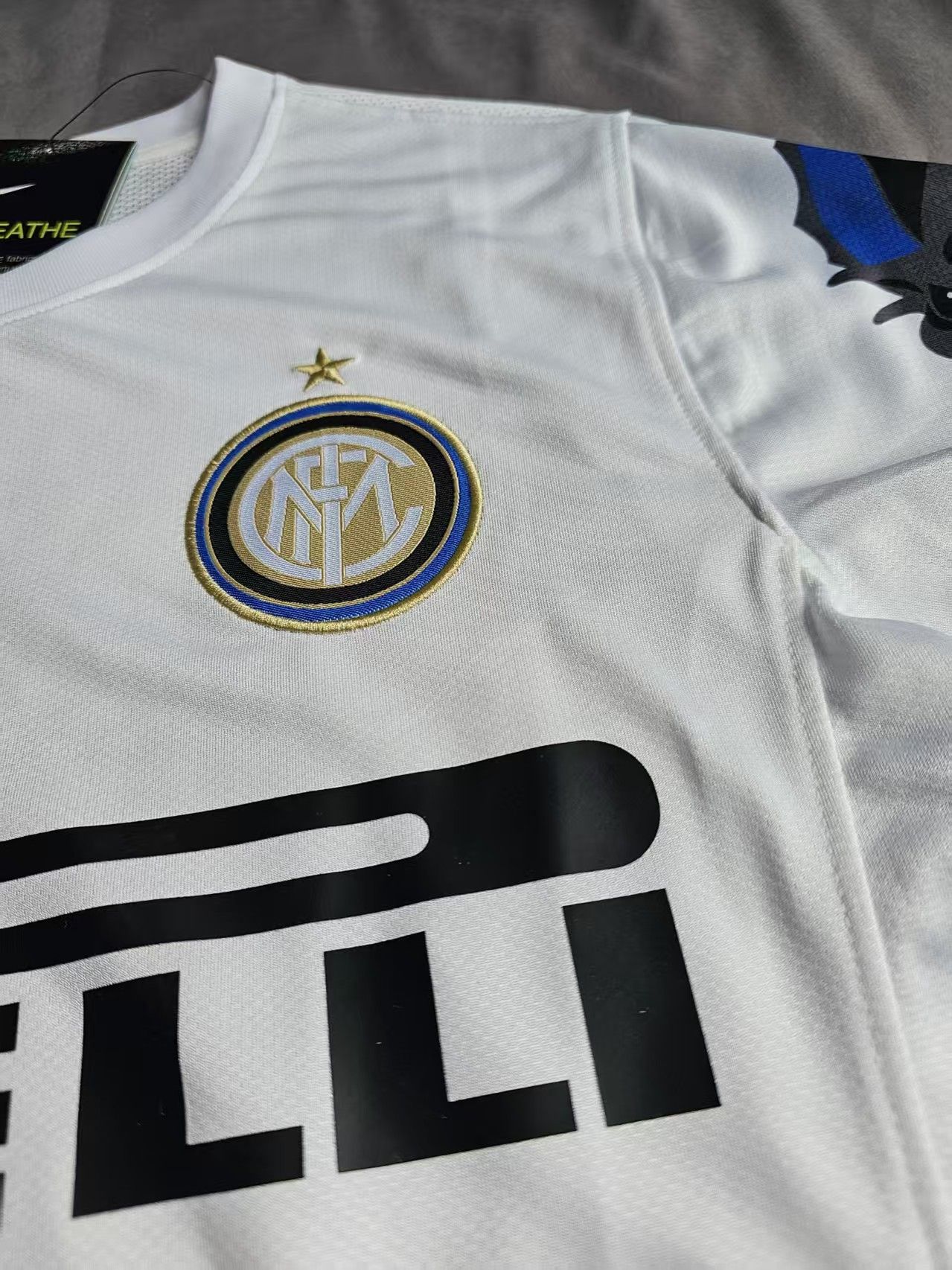 Other Inter Milan Jersey Away 2010 11 Season Size US L / EU 52-54 / 3 - 3 Thumbnail