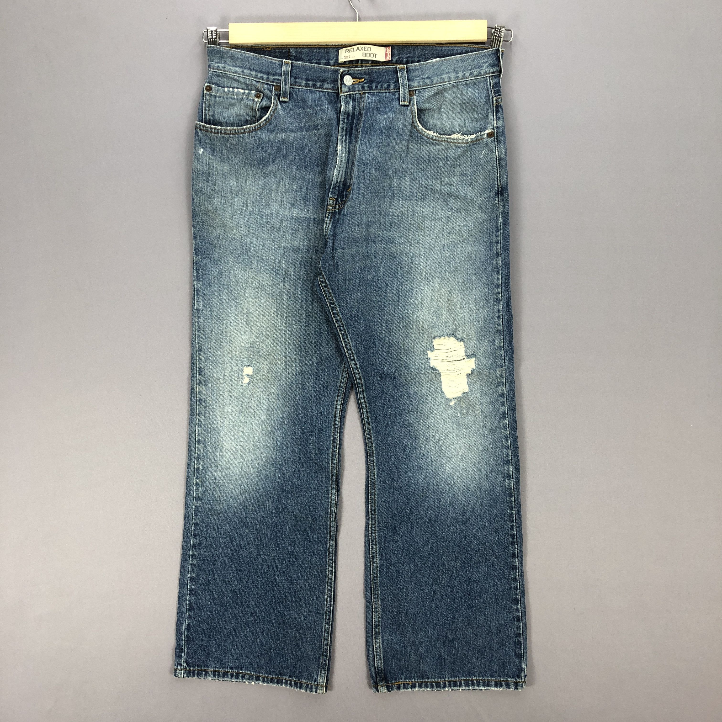Levi's Vintage Levis 557 Bootcut Jeans Levi's Flare Wide Leg Denim Size US 34 / EU 50 - 1 Thumbnail