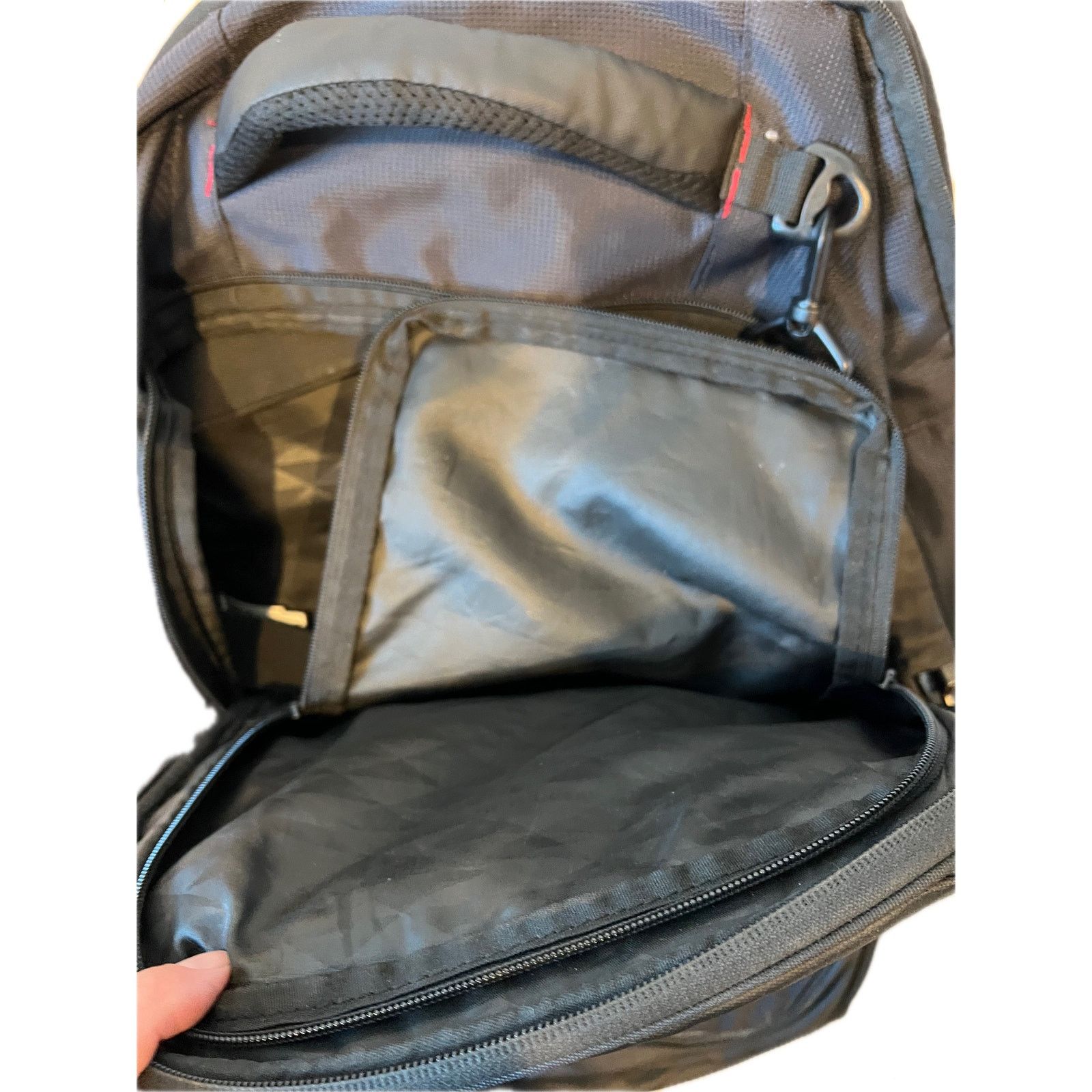 Swissgear Swiss Gear 8183 16" Laptop Backpack Black Red Size 32 - 3 Thumbnail