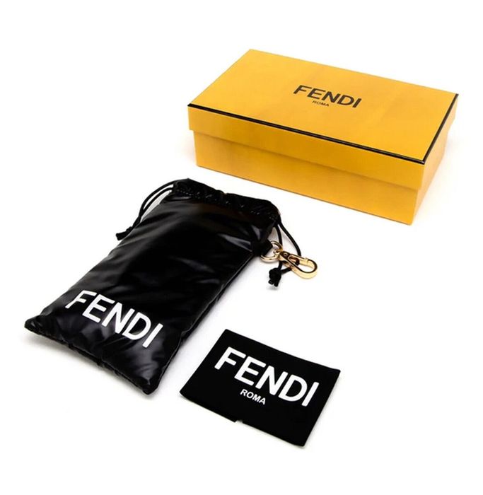Fendi FENDI FENDIGRAPHY HOBO Logo 40065 Black Fashion FE40065I | Grailed
