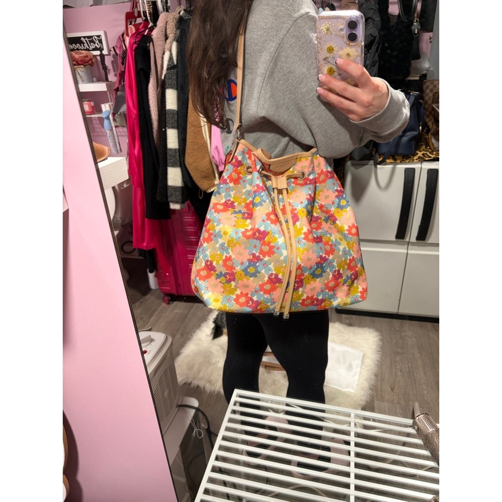 Coach 🌸 RARE VINTAGE Coach Peyton Floral Drawstring Bucket Bag Size ONE SIZE - 12 Thumbnail