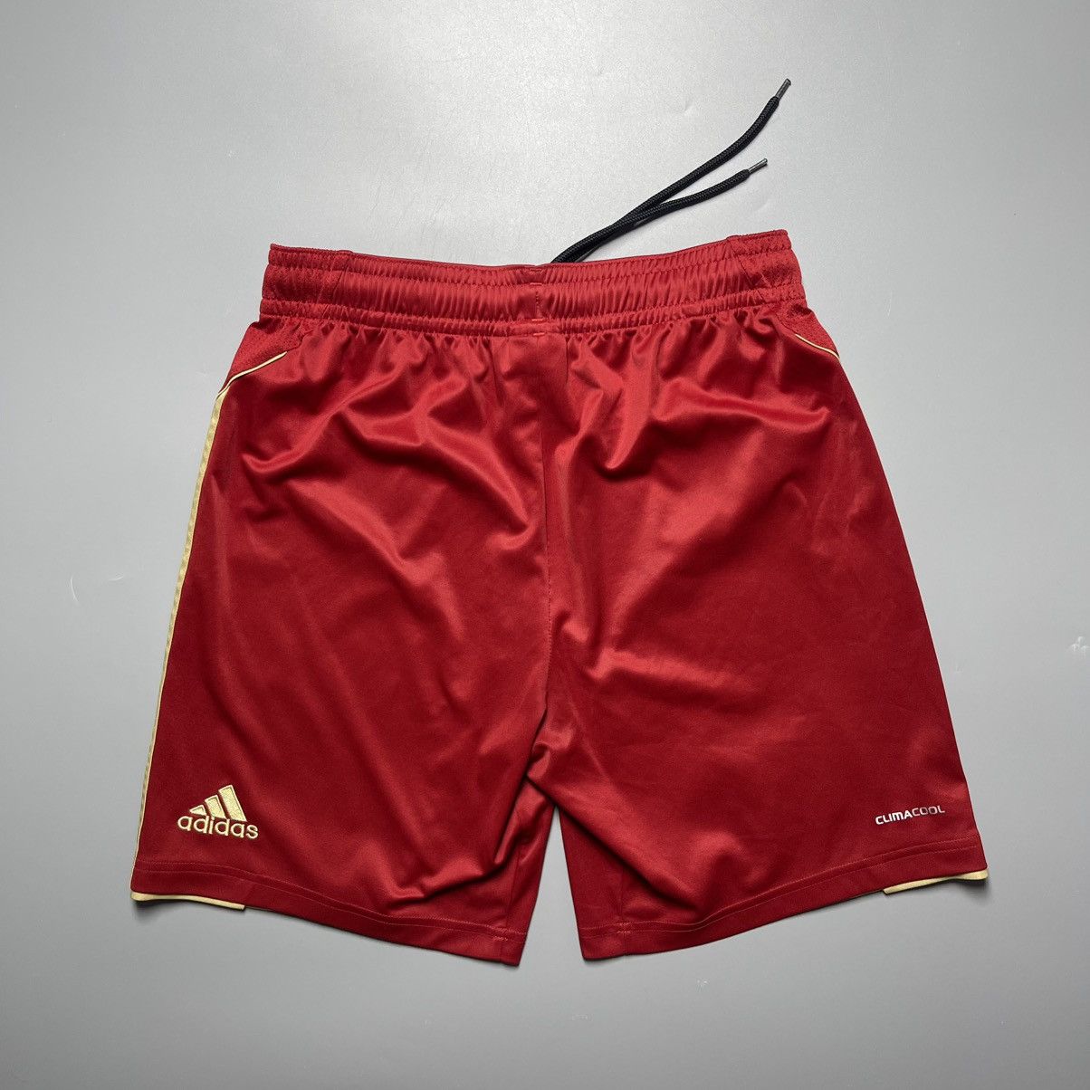 Adidas BAYERN ADIDAS 2011/2013 FOOTBALL HOME SHORTS #39 KROOS Size US 30 / EU 46 - 6 Thumbnail