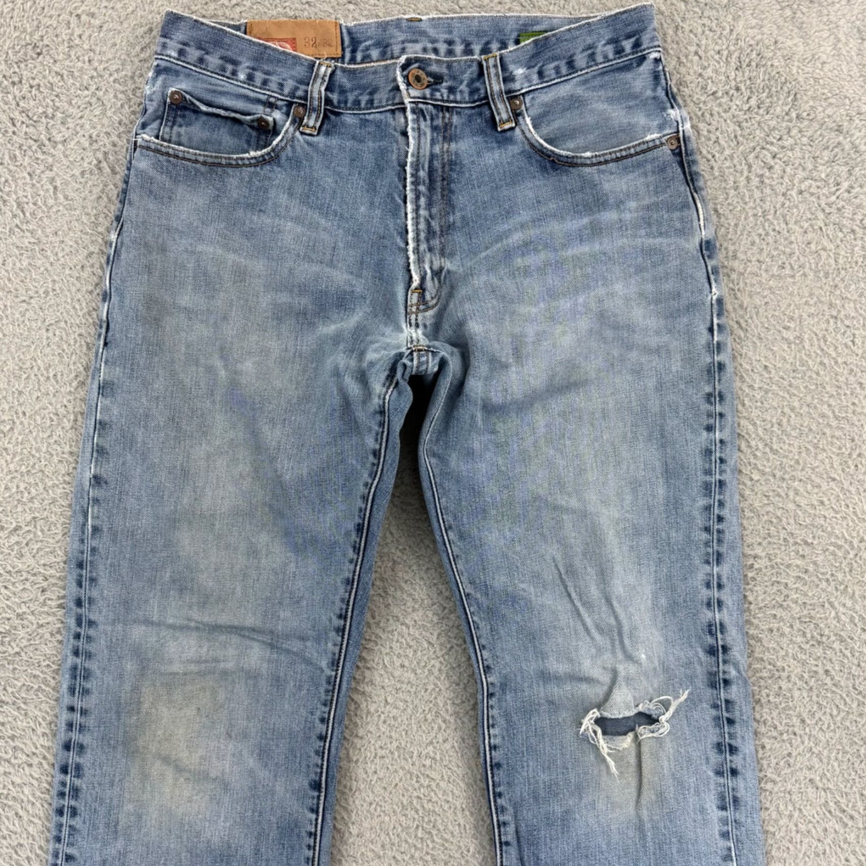 Gap VINTAGE Gap 1969 Jeans Mens 32x32 Blue Straight Leg Relaxed Fit Distressed Denim Size US 32 / EU 48 - 3 Thumbnail