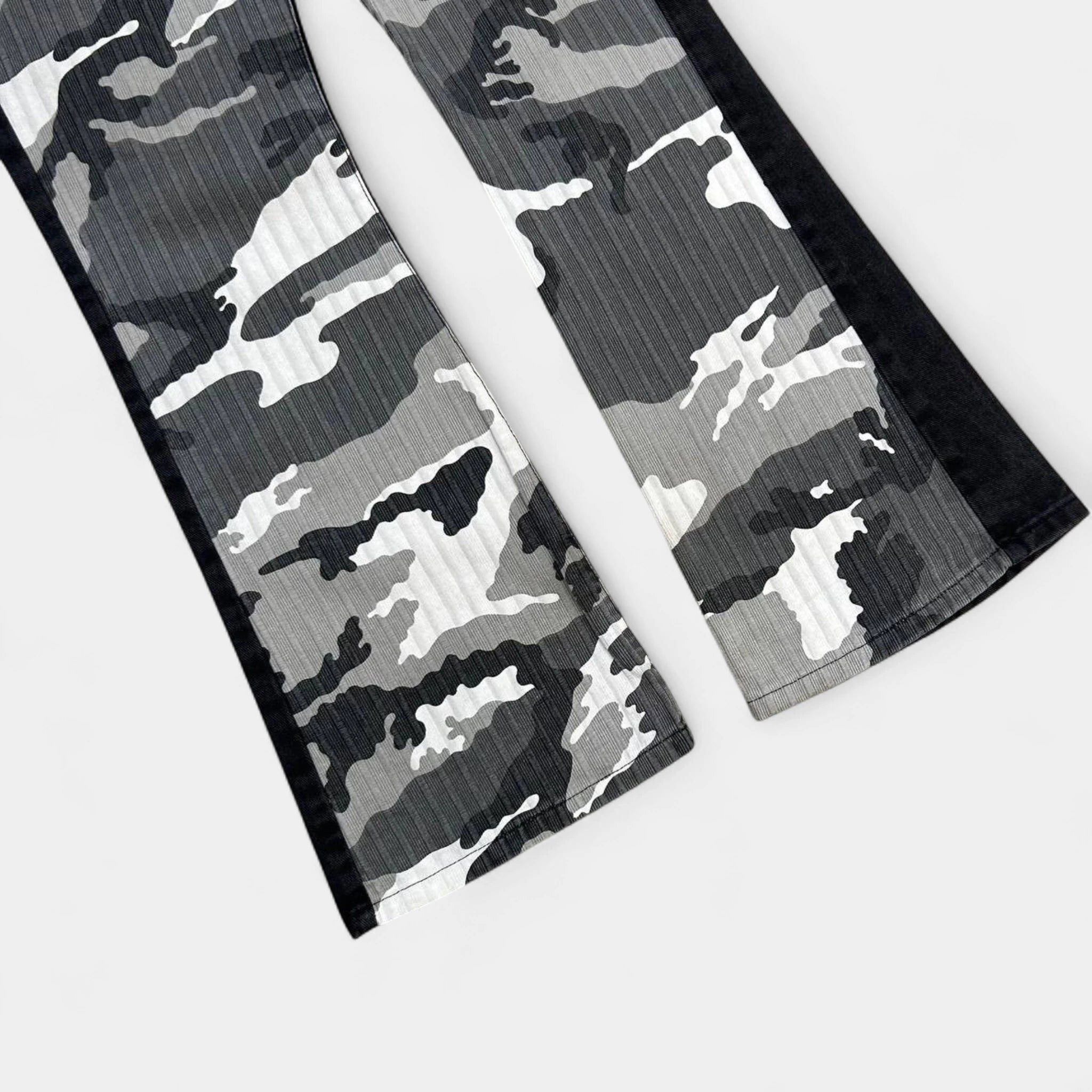 Just Cavalli Just Cavalli Flare Hybrid Black and White Camouflage Pants Size US 29 - 3 Thumbnail