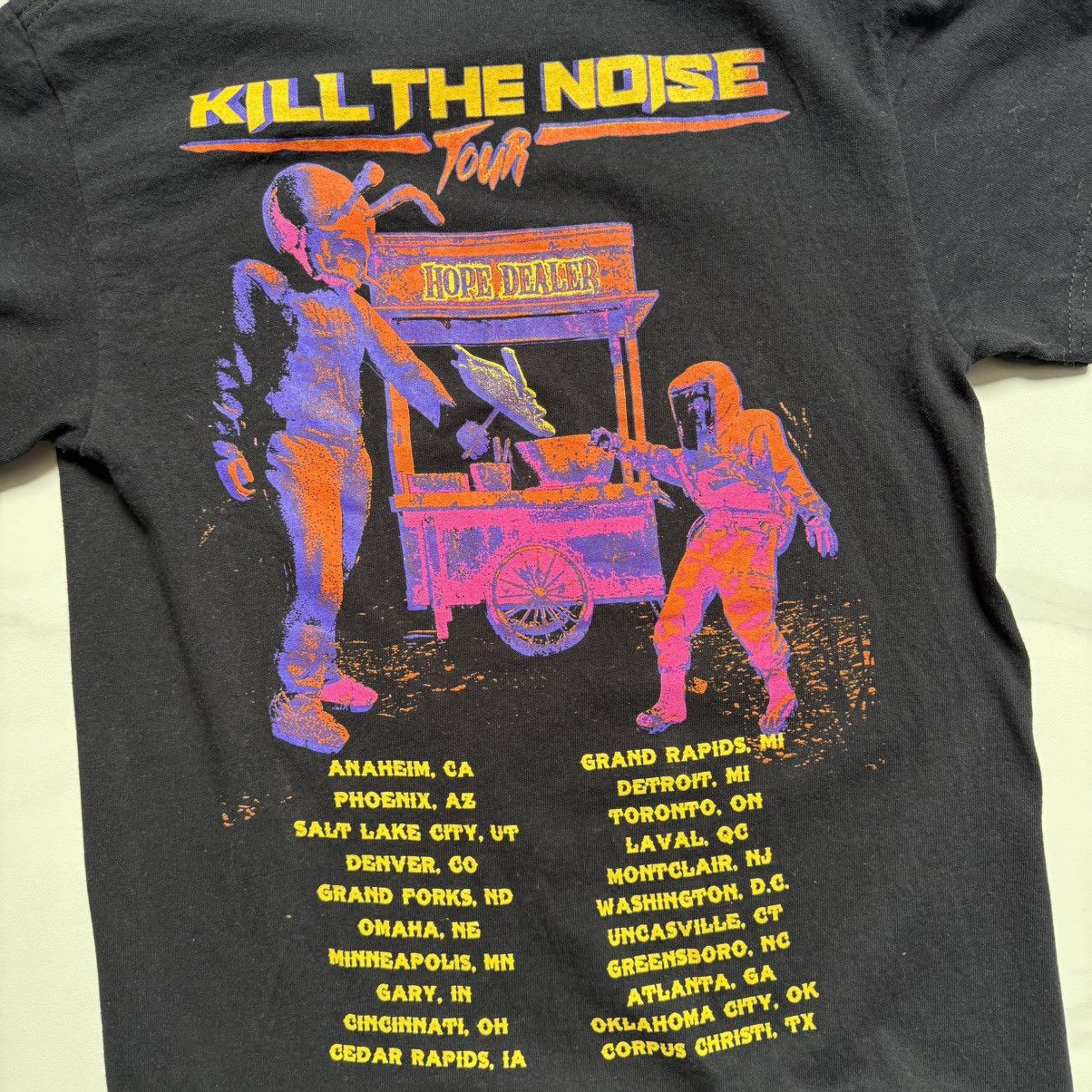 Band Tees Papa Roach Kill The Noise Tour T-Shirt Size US S / EU 44-46 / 1 - 6 Thumbnail