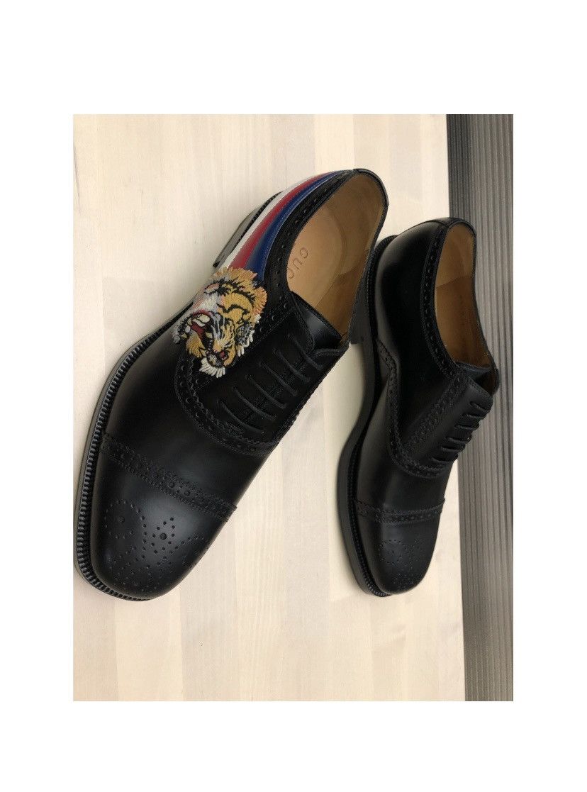 Gucci GUCCI 🇮🇹 Nero Roaring Kitty Badge Side Broge Oxfords 9.5 NIB Size US 9.5 / EU 42-43 - 8 Thumbnail