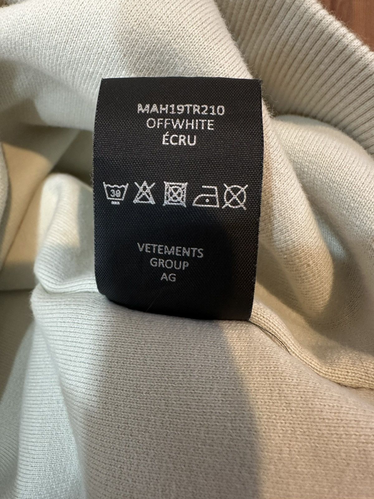 Vetements Vetements Inside Out Shark Hoodie Size US L / EU 52-54 / 3 - 9 Thumbnail