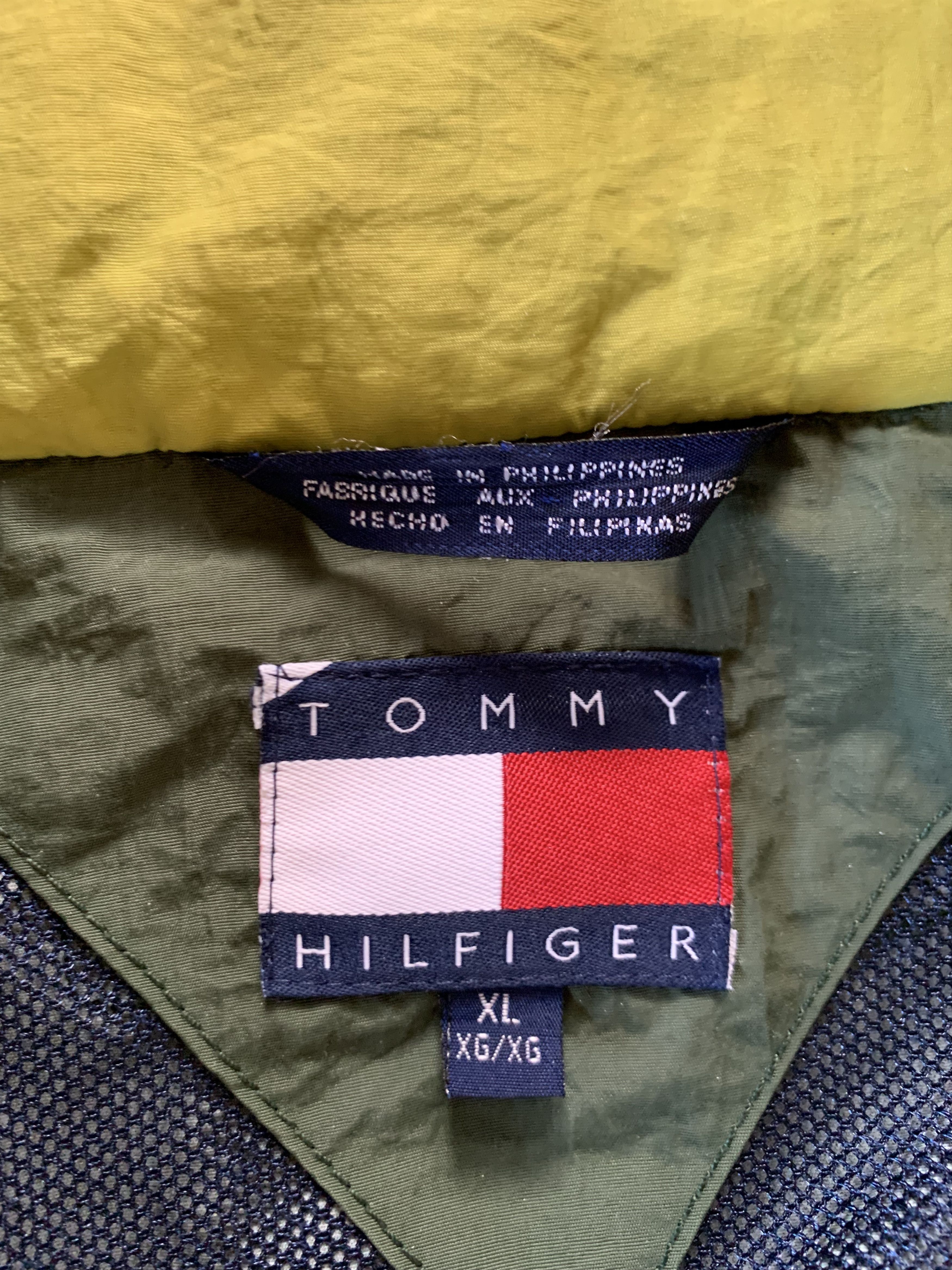 Tommy Hilfiger × Vintage Vintage Tommy Hilfiger Windbreaker Jacket 90s Size US XL / EU 56 / 4 - 7 Thumbnail