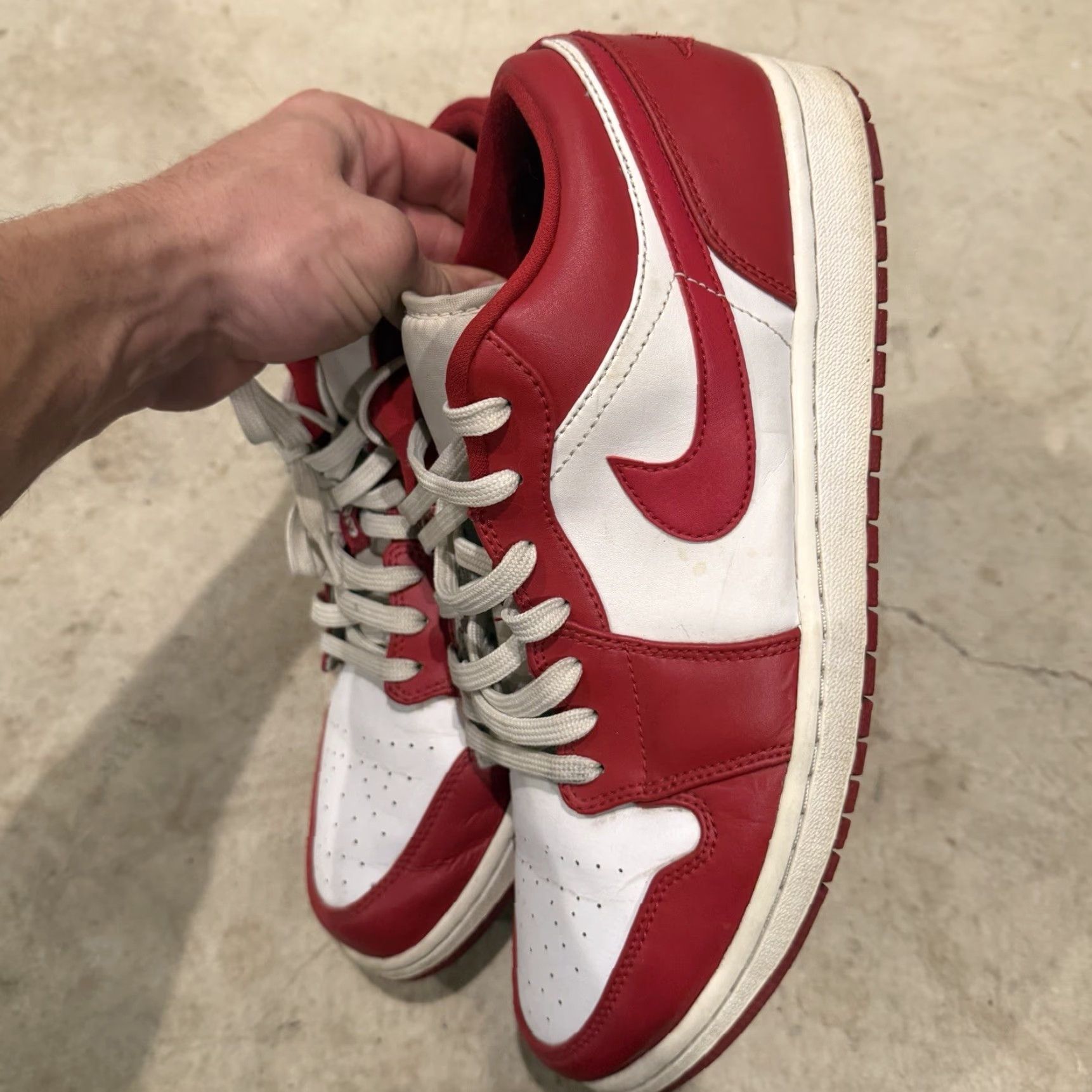 Nike Nike Air Jordan 1 Low Sneaker Mens size 11.5 Gym Red White 553558-611 Pre Owned Size US 12 / EU 45 - 6 Thumbnail