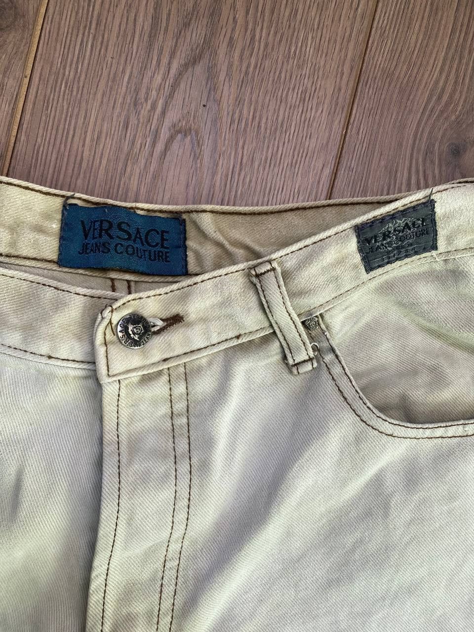 Designer × Versace × Vintage Vintage Versace Jeans Couture Milky White Size 36 Size US 36 / EU 52 - 8 Thumbnail