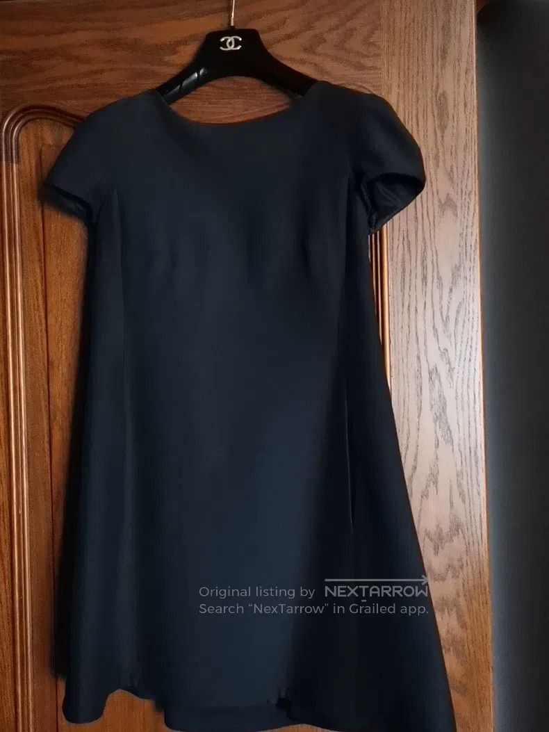 Valentino Valentino Classic little black dress Size S / US 4 / IT 40 - 1 Thumbnail