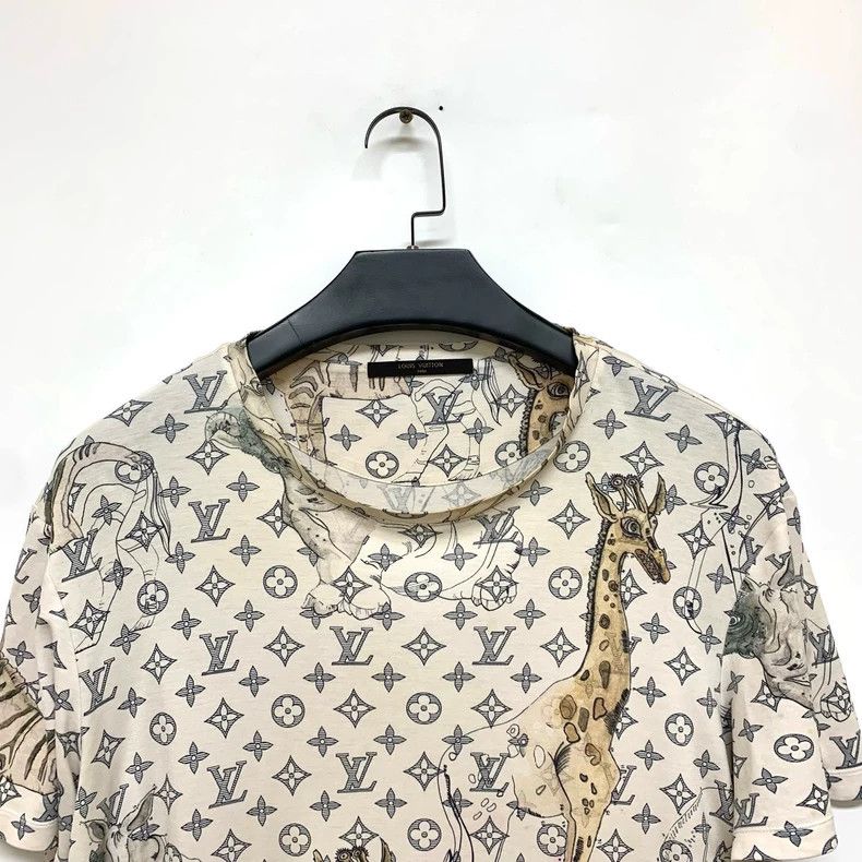 Louis Vuitton Louis Vuitton Zoo short sleeves Size US L / EU 52-54 / 3 - 3 Thumbnail