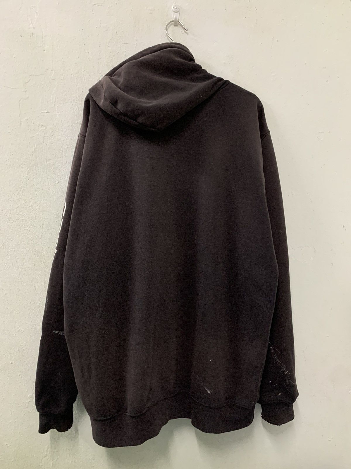 Carhartt Carhartt Distressed Hoodie Big Hand Printed Spellout Size US XL / EU 56 / 4 - 2 Thumbnail