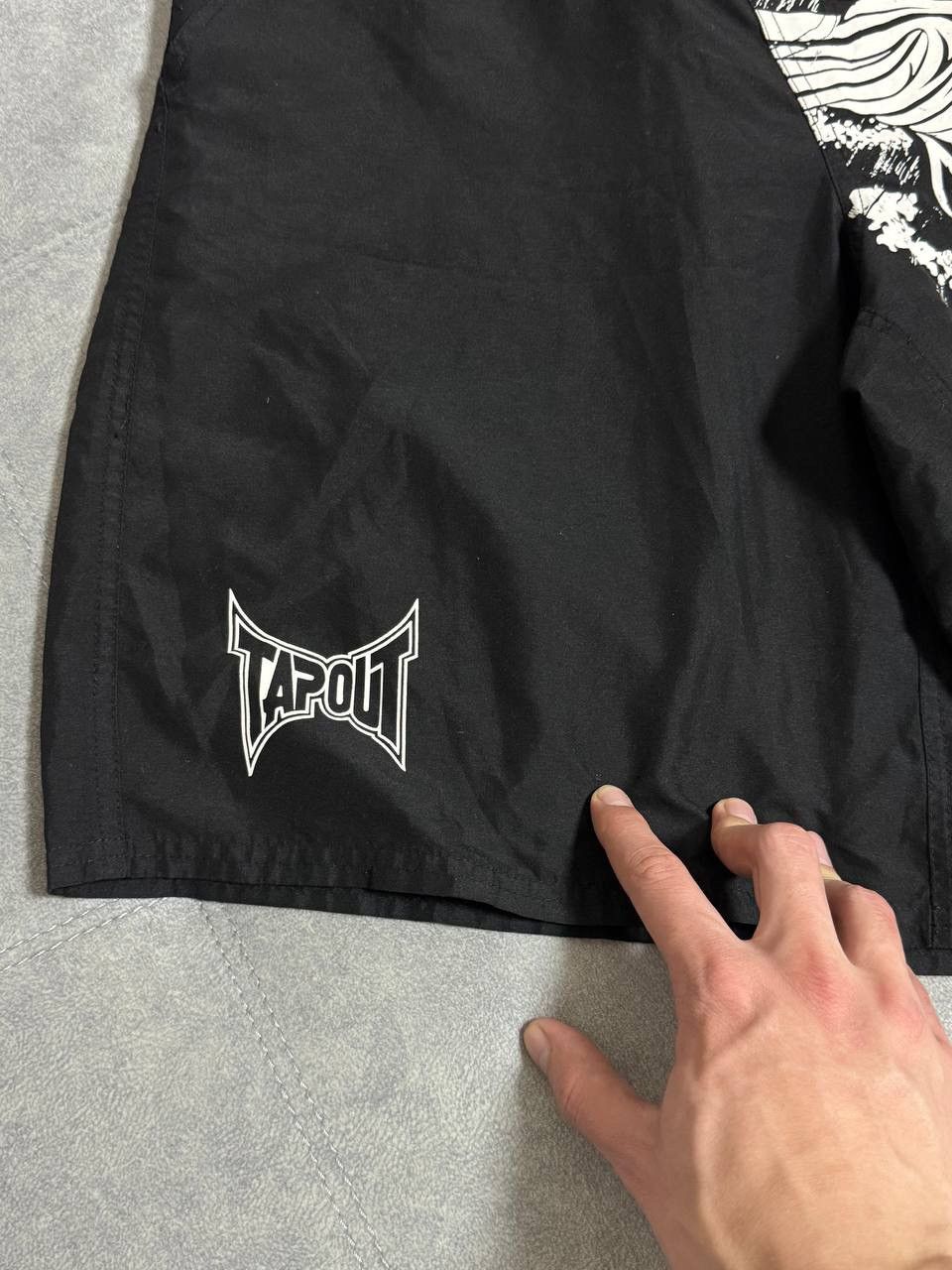 Tapout Vintage Tapout big logo nylon black shorts Size L Size US 34 / EU 50 - 6 Thumbnail