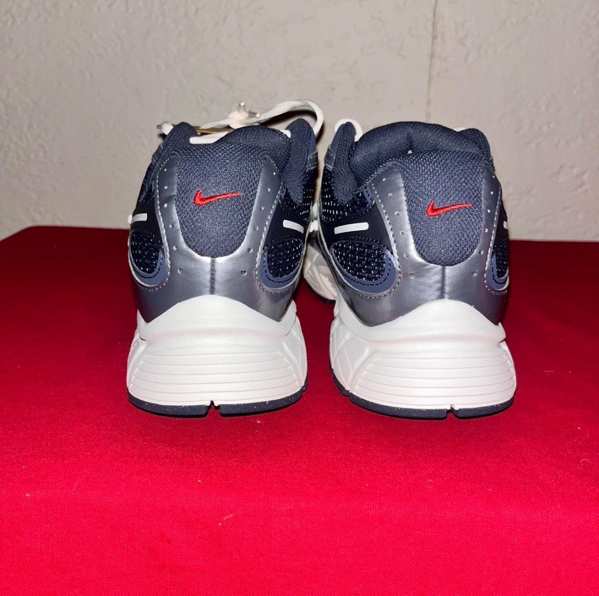 Nike Size 12 Nike V5 RNR ‘Independence Day Pack’ Size US 12 / EU 45 - 6 Thumbnail
