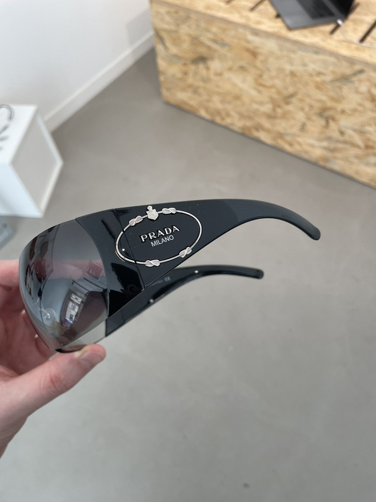 Prada Prada shied logo sunglasses Size ONE SIZE - 2 Thumbnail