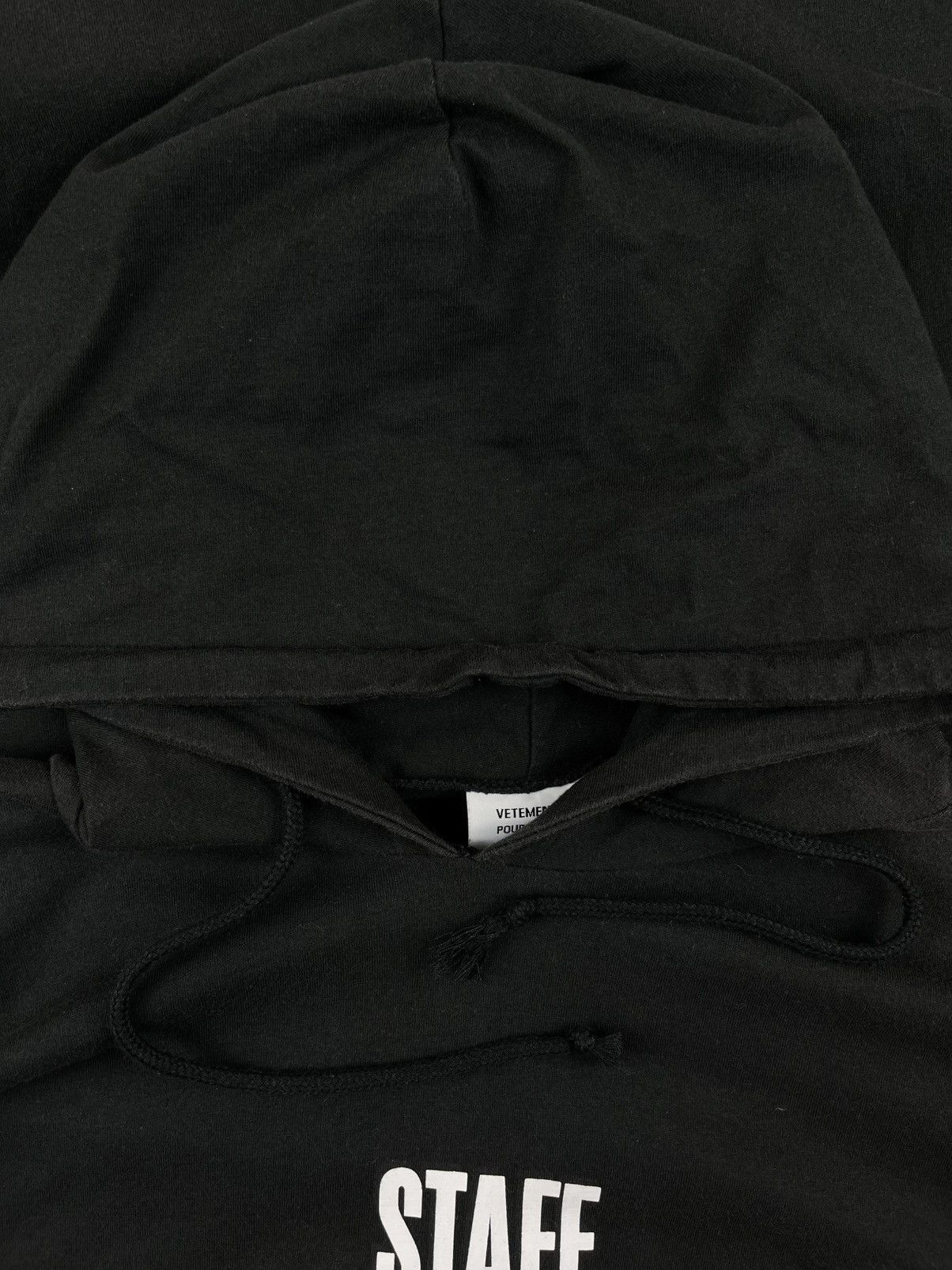 Vetements SS17 Vetements Hanes Staff Tour Hoodie Black Size US M / EU 48-50 / 2 - 17 Thumbnail
