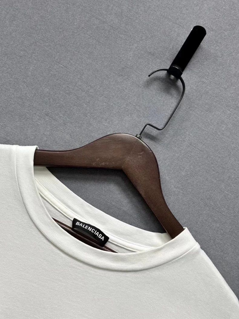 Balenciaga Balenciaga White eco-friendly short-sleeve Size US S / EU 44-46 / 1 - 3 Thumbnail