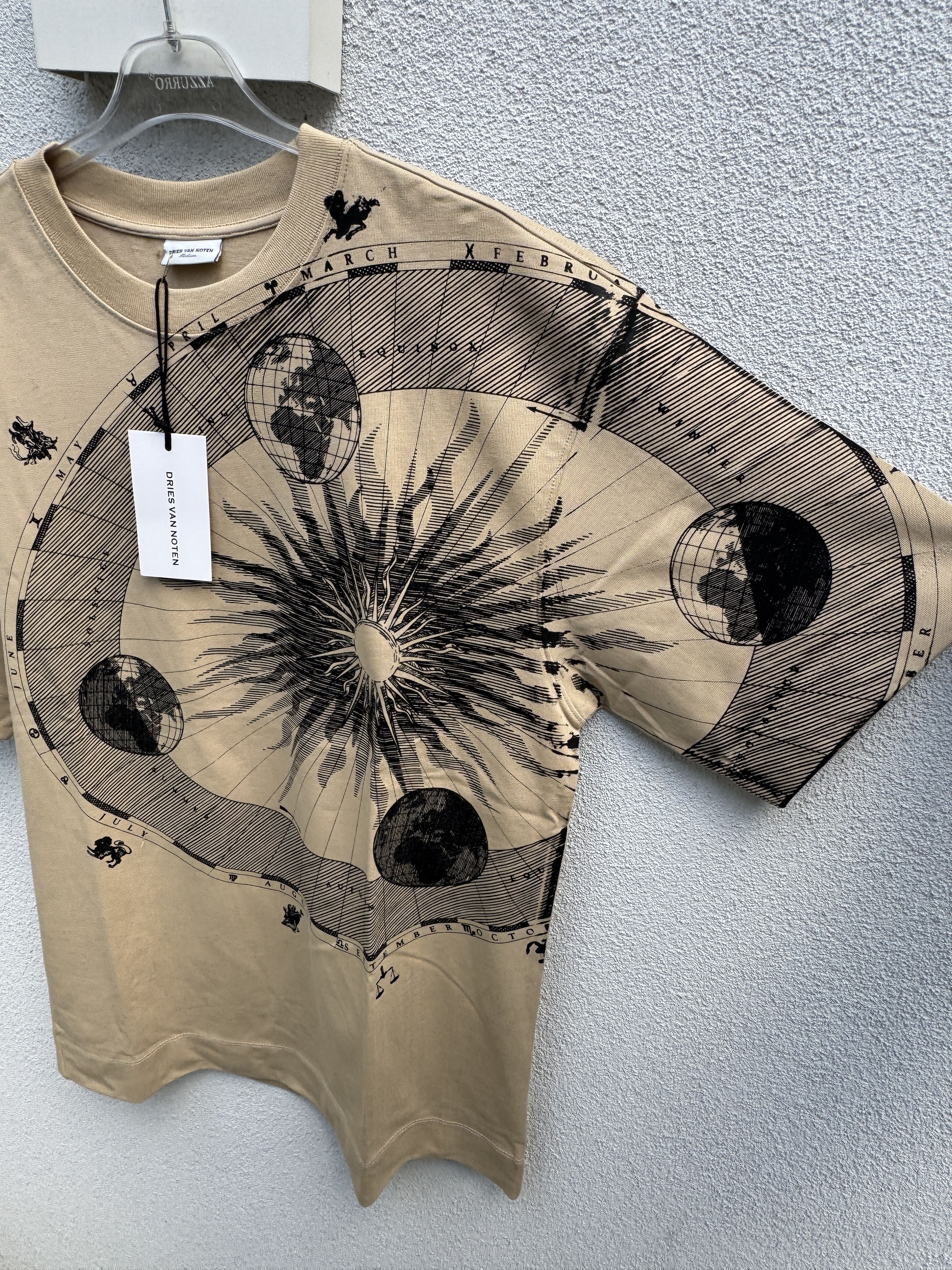 Dries Van Noten Dries Van Noten Men's Beige Black Hein Solar Print T-Shirt m Size US M / EU 48-50 / 2 - 5 Thumbnail