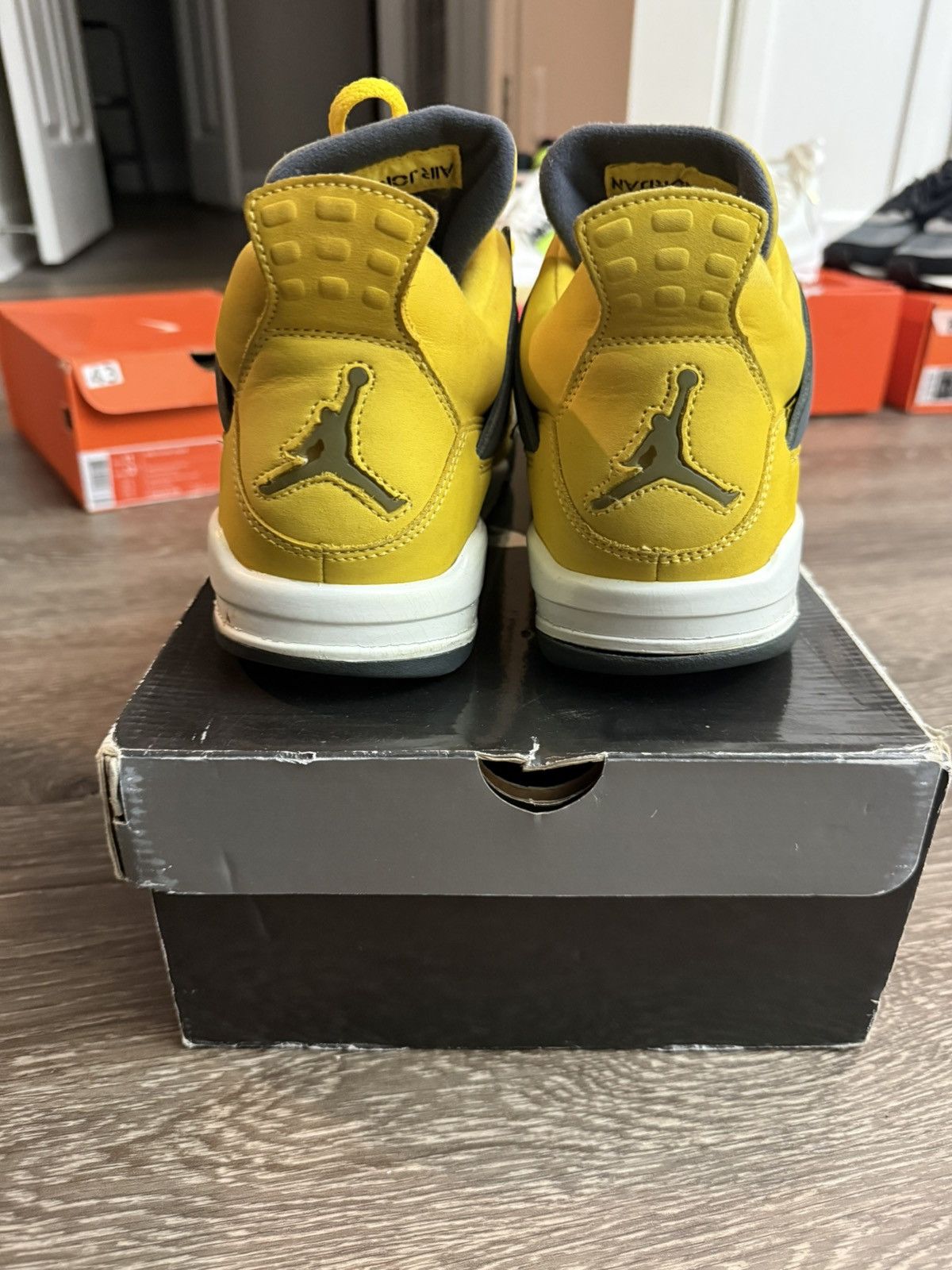Nike ORIGINAL lightning jordan 4 Size US 10.5 / EU 43-44 - 9 Thumbnail