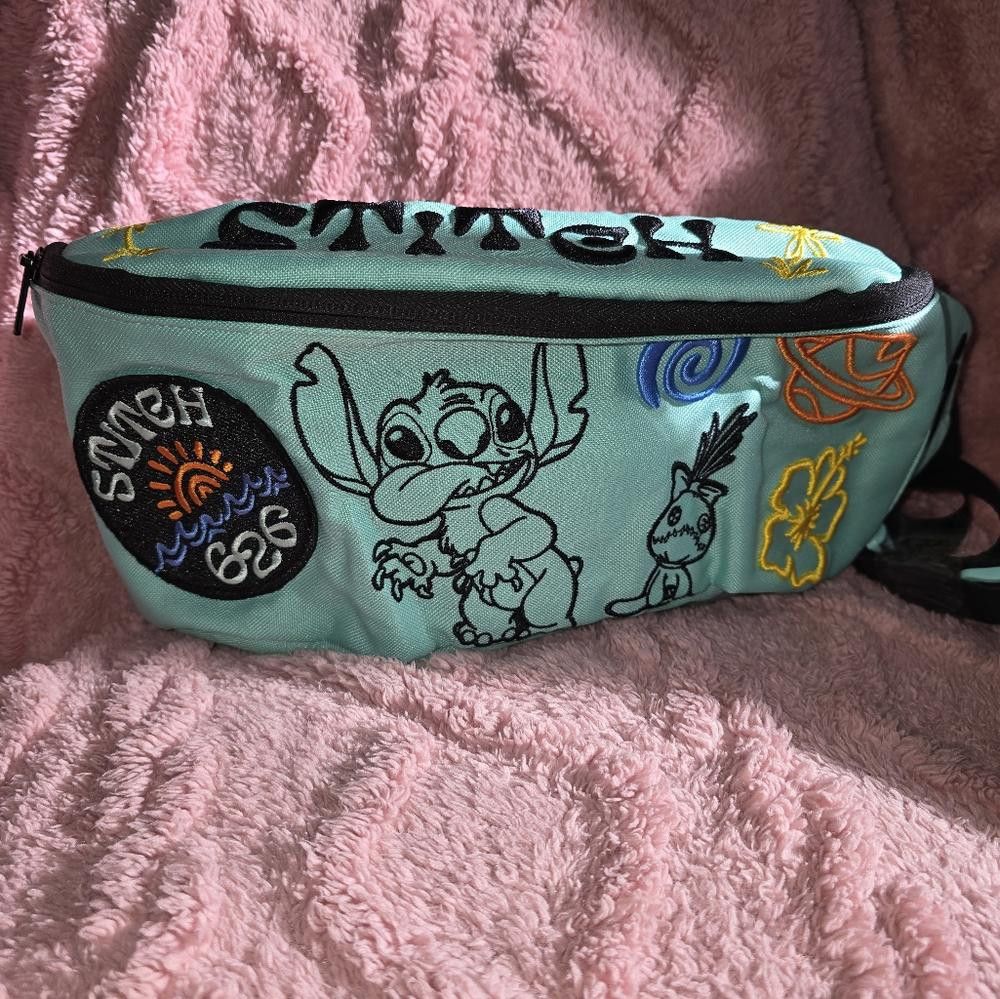 Disney Parks Lilo & Stitch & Scrump Fanny Pack