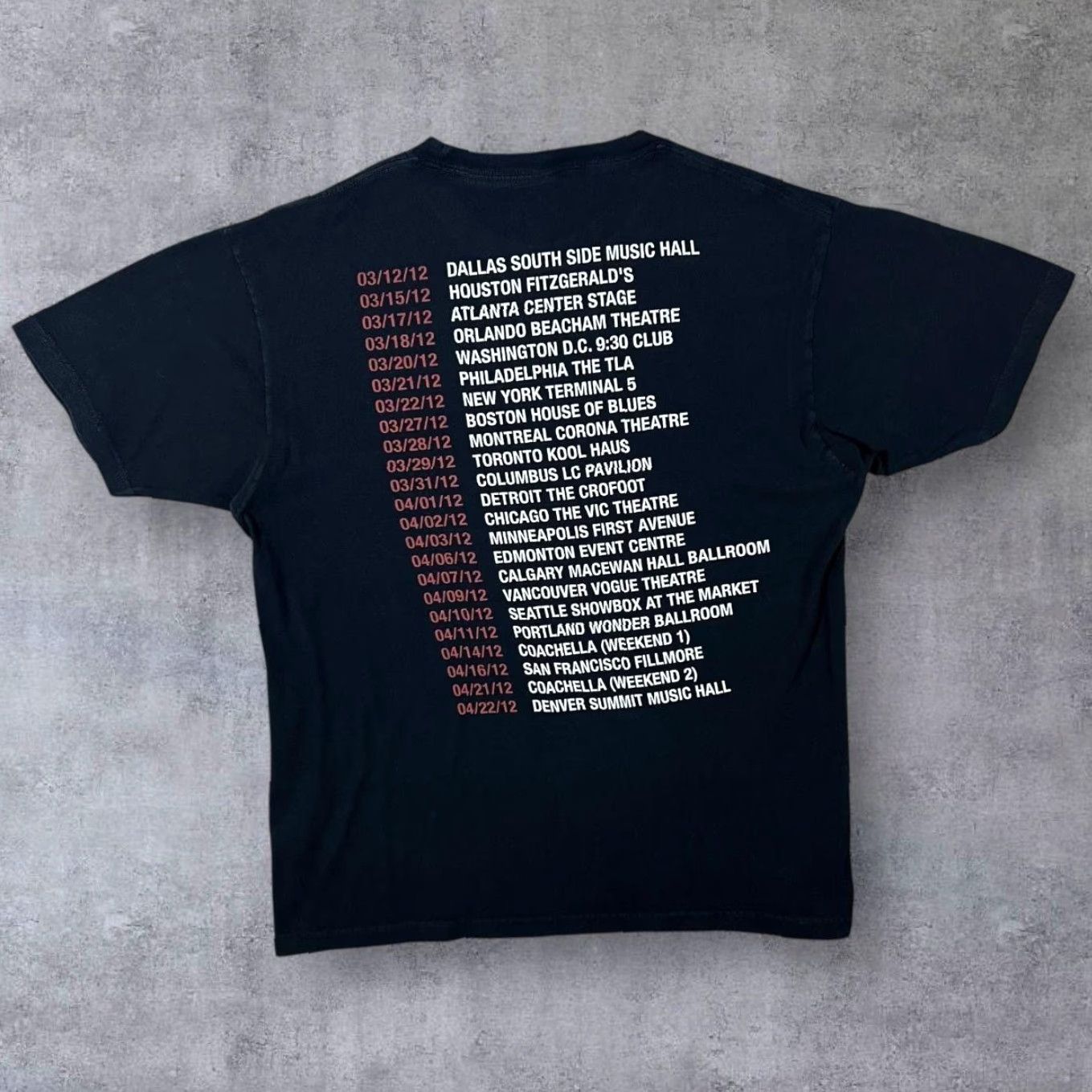Vintage Kasabian Velociraptor US Tour 2012 Music Band T-Shirt Large Black Cotton Logo Graphic Size US L / EU 52-54 / 3 - 2 Thumbnail