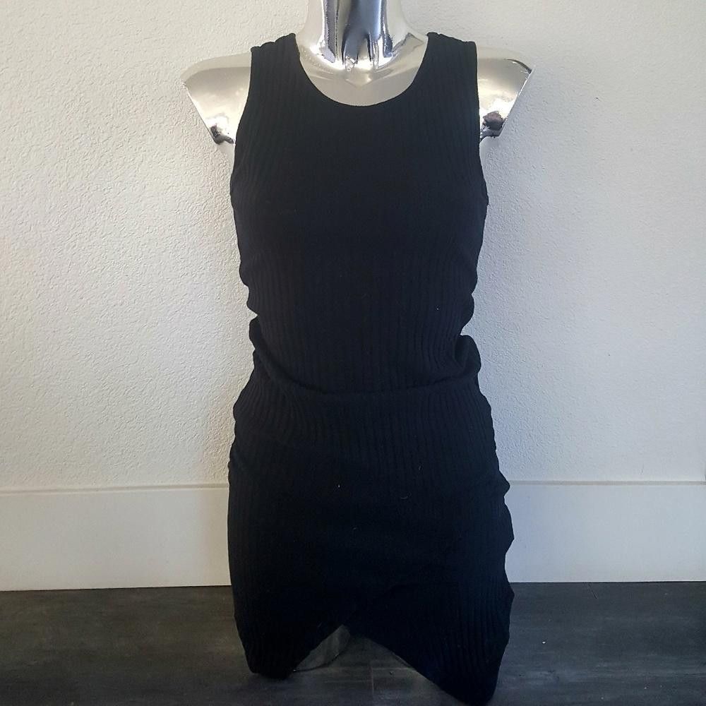 Designer Black Ribbed Q Asymmetrical Mini Size M / US 6-8 / IT 42-44 - 1 Thumbnail