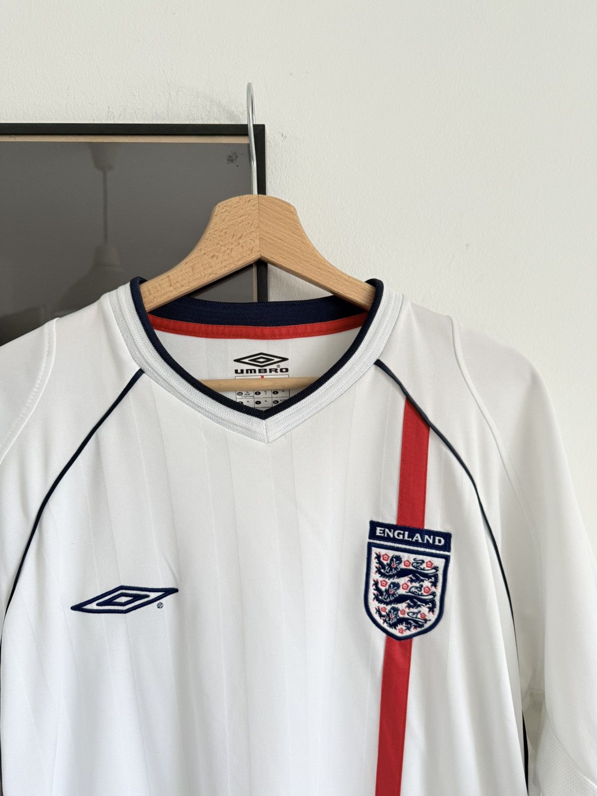 Umbro × Vintage Vintage Umbro England 2002 Soccer Jersey Size US XL / EU 56 / 4 - 2 Thumbnail