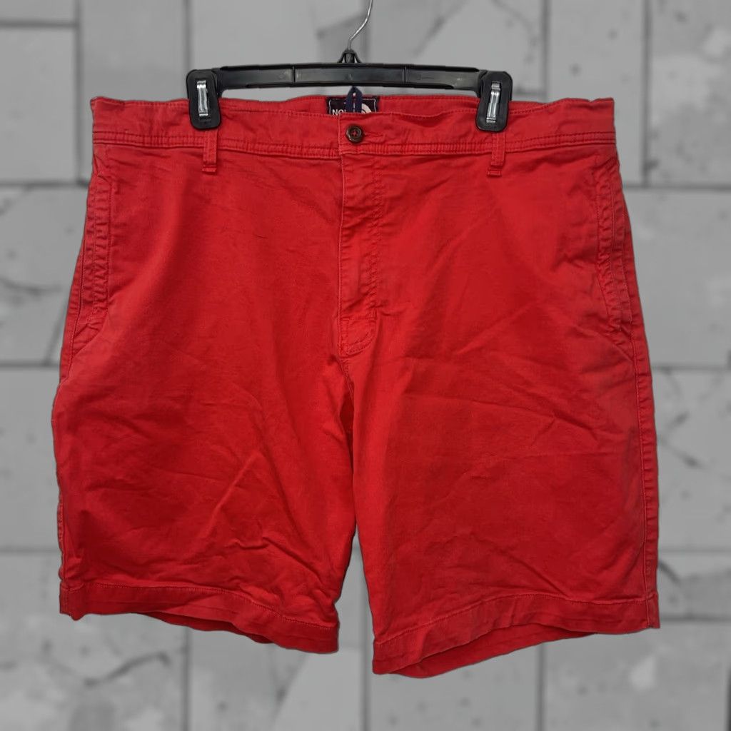 The North Face The North Face Shorts Adult Mens 38 Red Chino Size US 38 / EU 54 - 1 Thumbnail