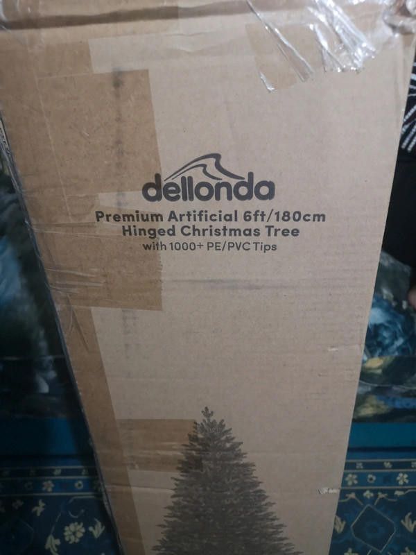 Designer 6ft Christmas tree green new Size ONE SIZE - 1 Thumbnail