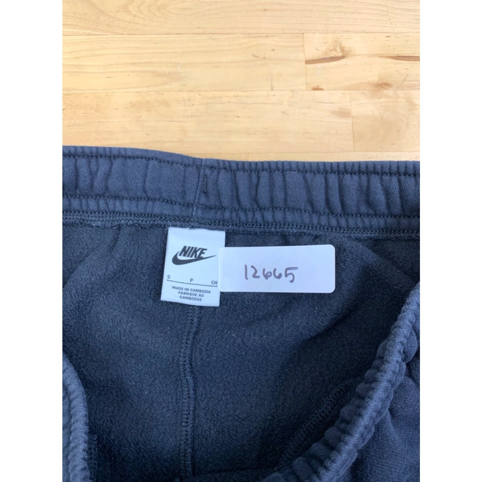 Nike Nike Cargo Sweatpants Joggers Mens S Black Drawstring Pockets Tapered Regular Pants Activewear Casual Winter Fall Spring Mens Size US 29 - 2 Thumbnail