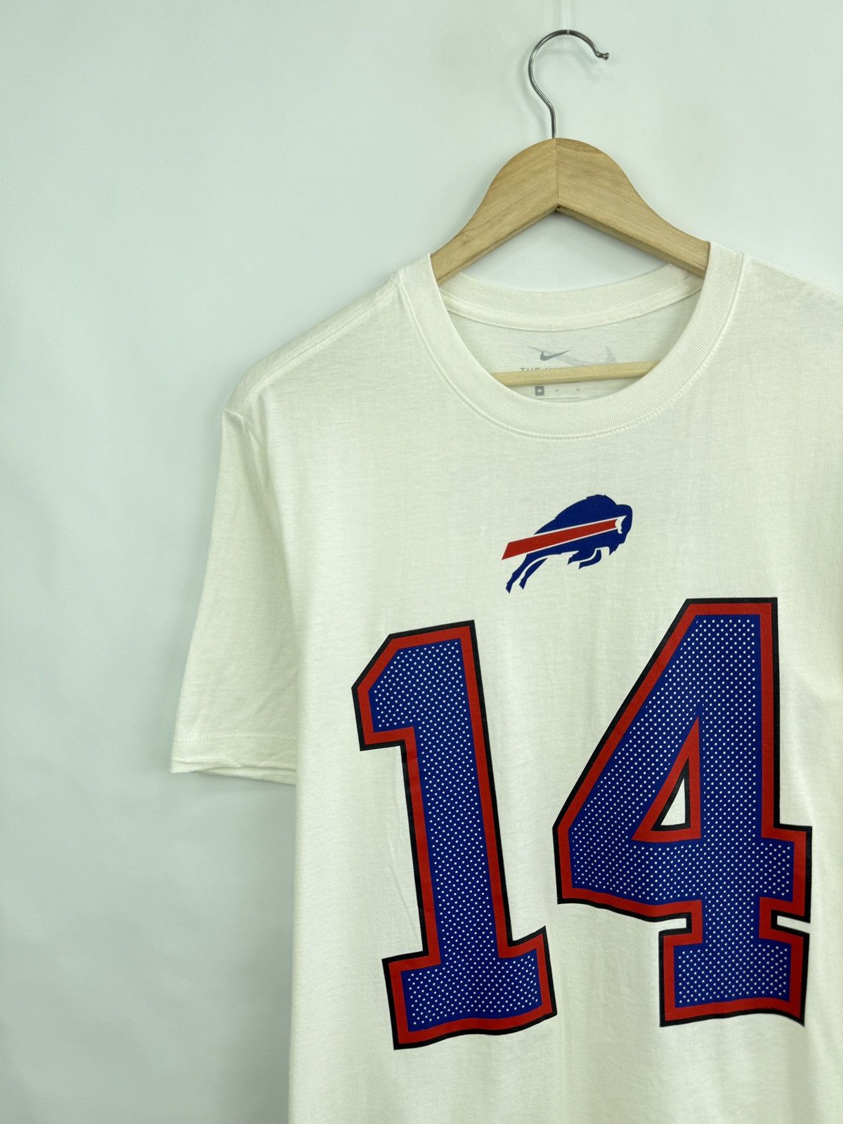 Nike 🏈🇺🇸 Nike Stefon Diggs Buffalo Bills #14 NFL Football T-Shirt Size US M / EU 48-50 / 2 - 8 Thumbnail