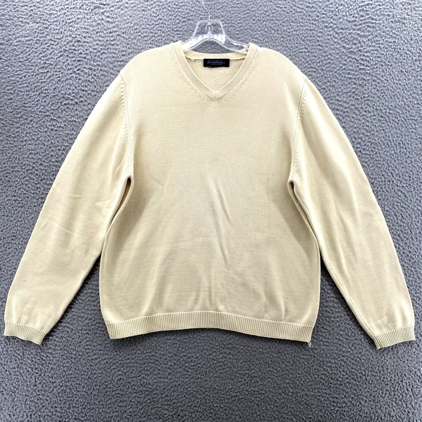Brooks Brothers Brooks Brothers Sweater Mens Large Oversized Preppy Academia 90s Office Pullover Knit V-Neck Beige - Mens - Size L Size US L / EU 52-54 / 3 - 2 Thumbnail