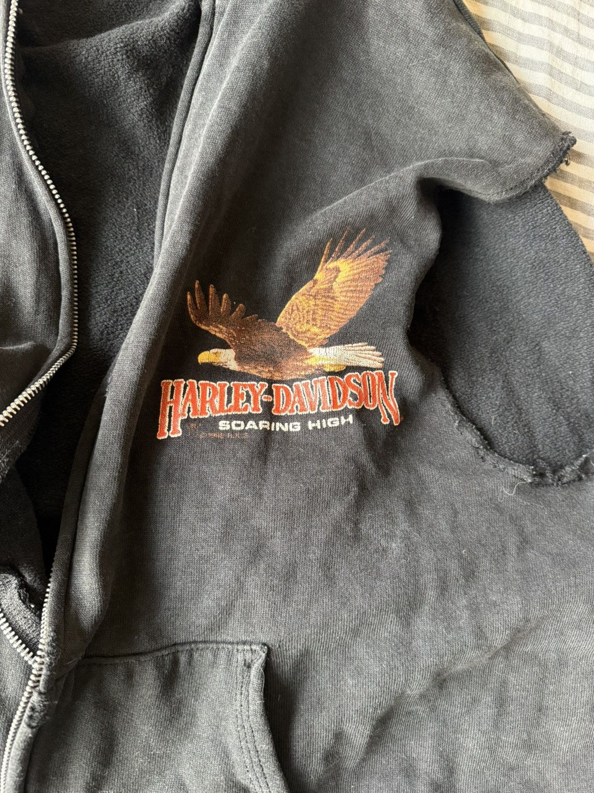 Vintage INSANE VINTAGE 80s HARLEY CUT OFF HOODIE Size US L / EU 52-54 / 3 - 4 Thumbnail