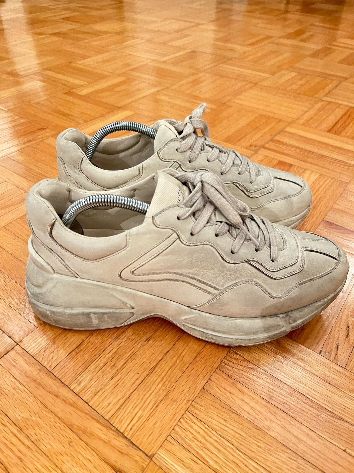 Gucci Gucci 7 Rhyton Distressed Ivoire Dirty Oversized Sneakers Size US 7 / EU 40 - 4 Thumbnail
