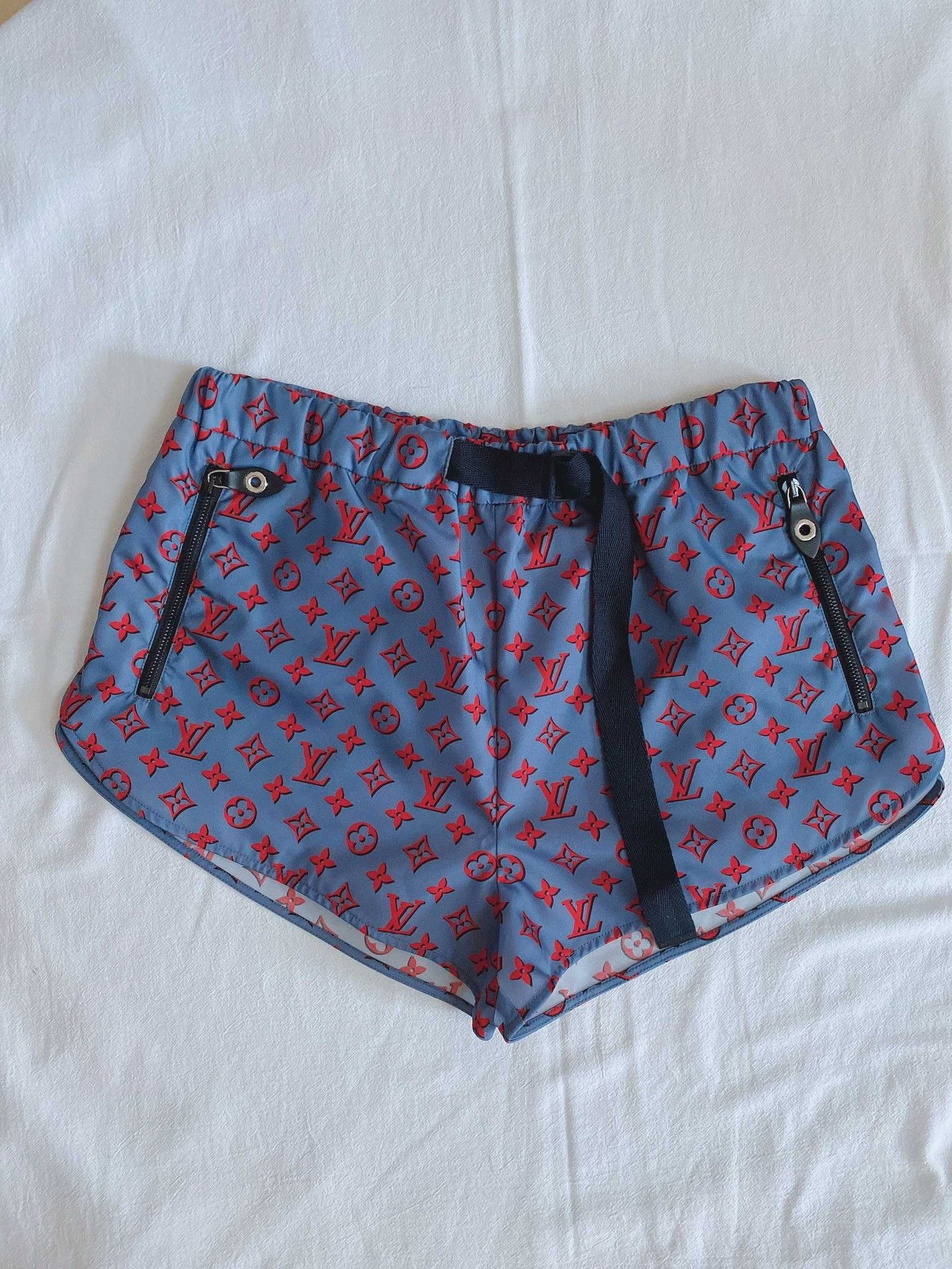 Louis Vuitton LV Monogram Logo Shorts Size US 28 / EU 44 - 1 Thumbnail