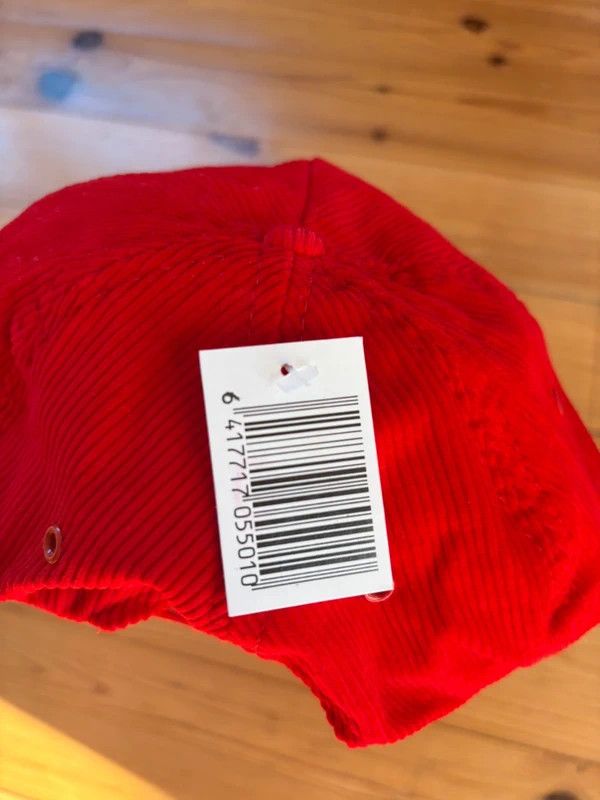 Marlboro NWT 90s Marlboro Formula 1 red corduroy snapback Size ONE SIZE - 3 Thumbnail
