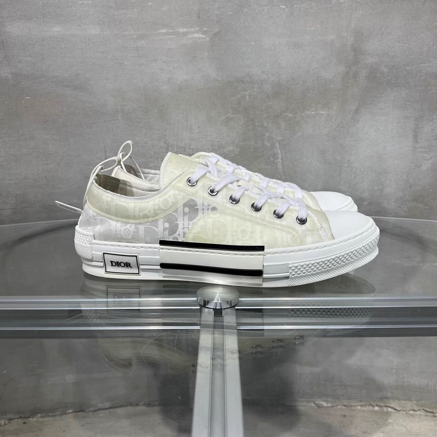 Dior Dior B23 Oblique Print White Sneakers EUR 43 Size US 10 / EU 43 - 4 Thumbnail