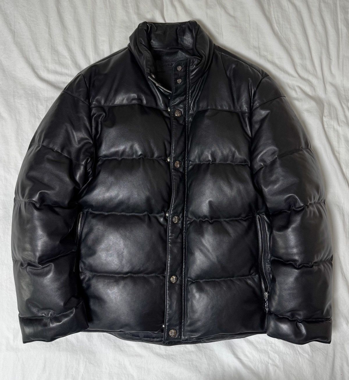 【GRAILZ】SIGNATURE HEART DUCK DOWN PUFFER [BLACK] GRAILZ - Reflective Down Jacket | HBX - Globally Curated