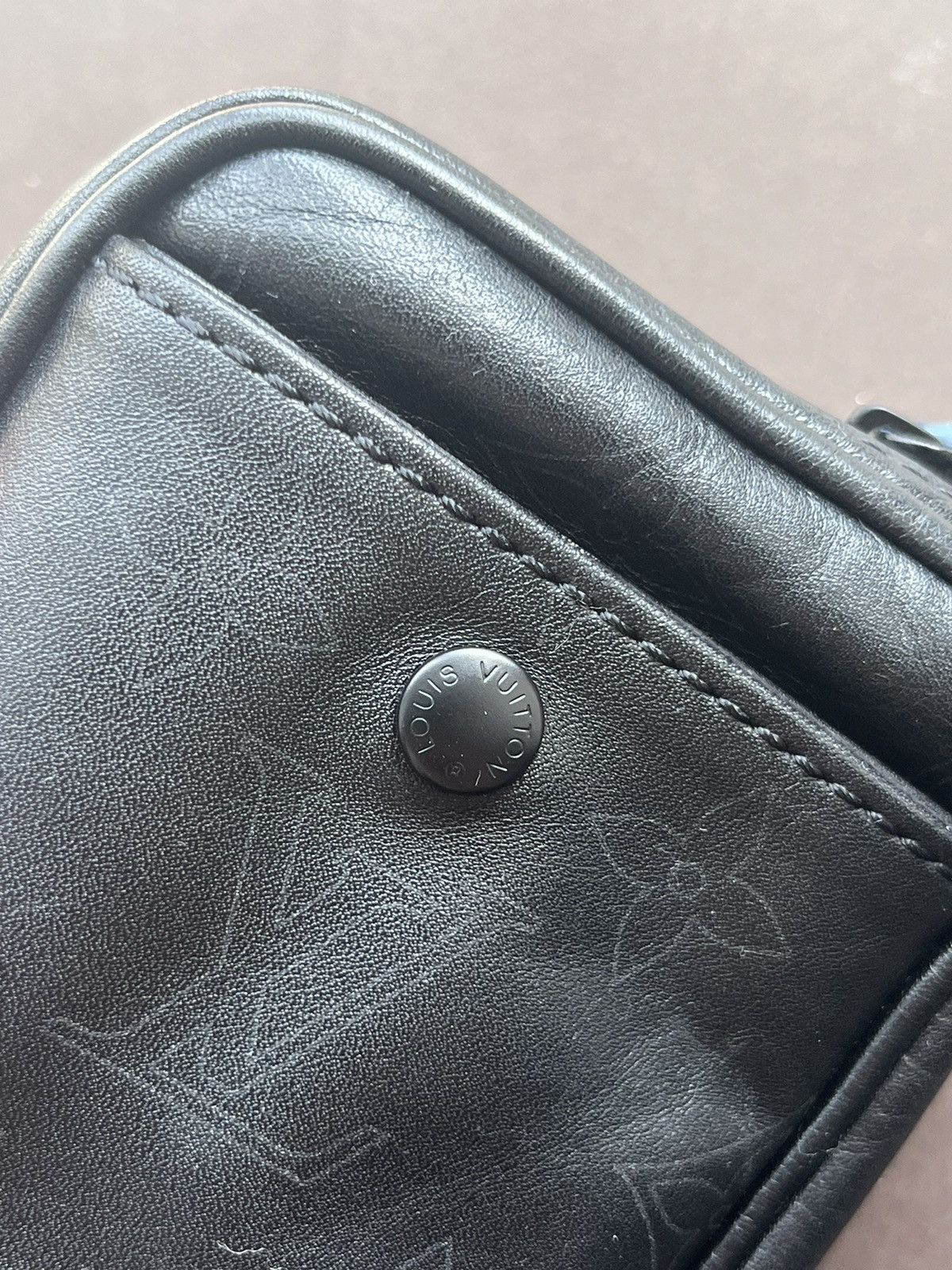 Louis Vuitton LV Bloomington Cigarette Pochette in Black Monogram Leather Size ONE SIZE - 3 Thumbnail