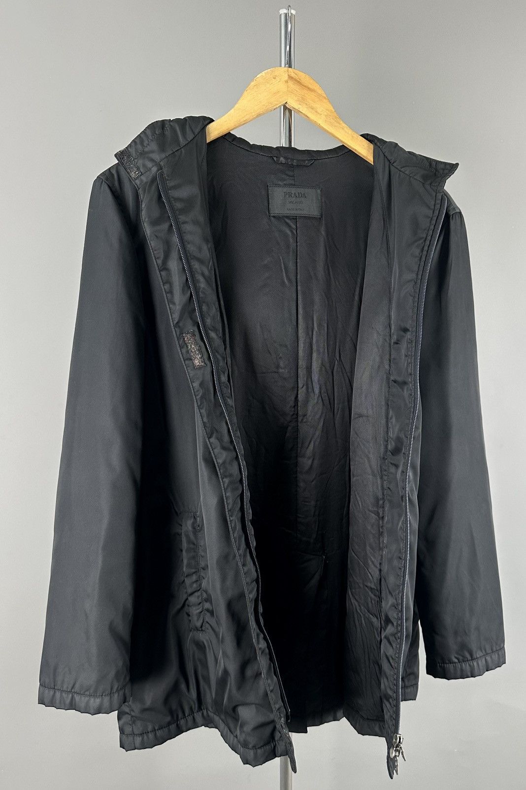 Prada Prada - Parka Zip Hooded - Nylon Jacket in Black Size US S / EU 44-46 / 1 - 7 Thumbnail