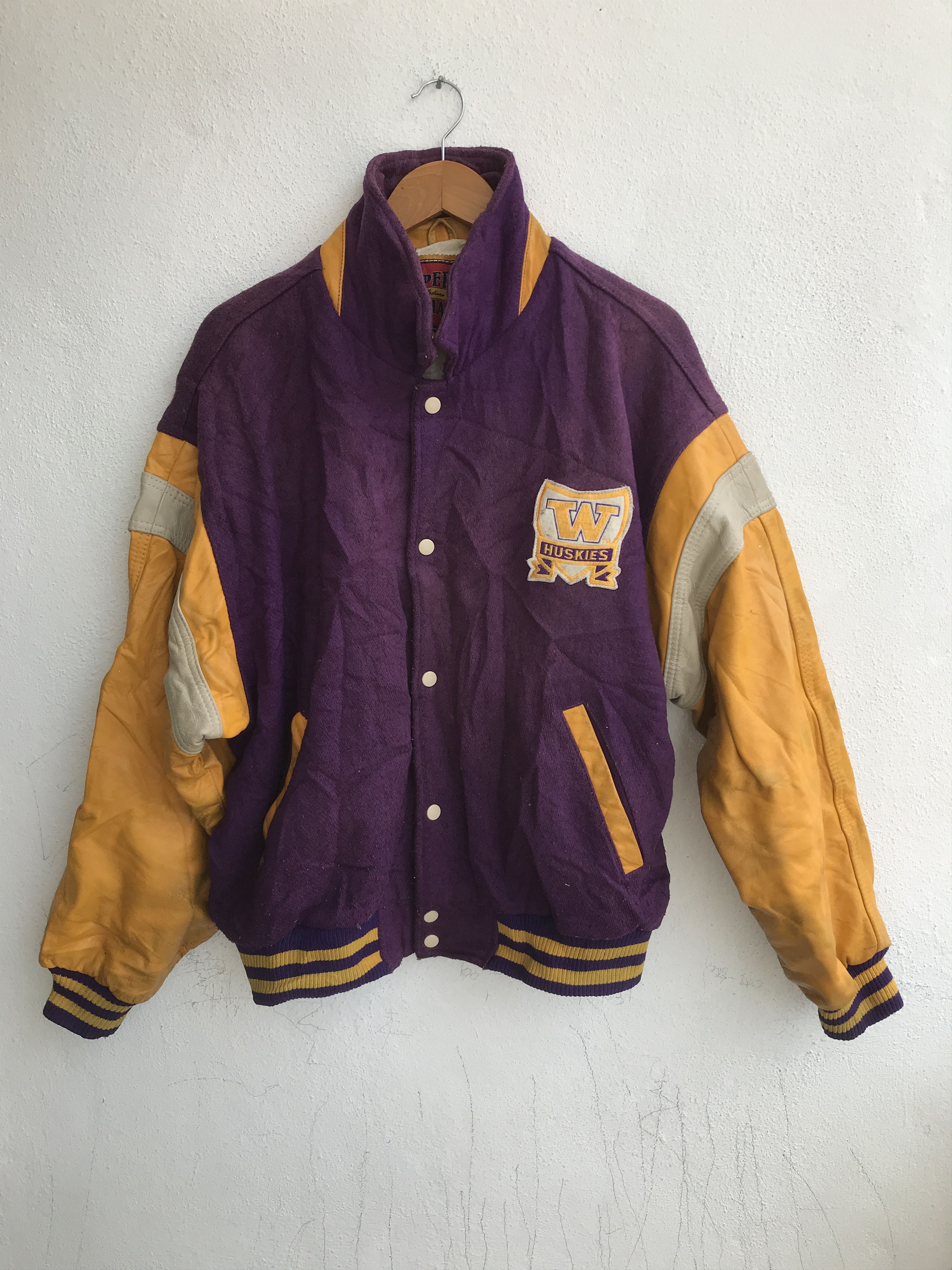 Vintage Vintage Washington Huskies Varsity Jacket Size US XL / EU 56 / 4 - 1 Thumbnail