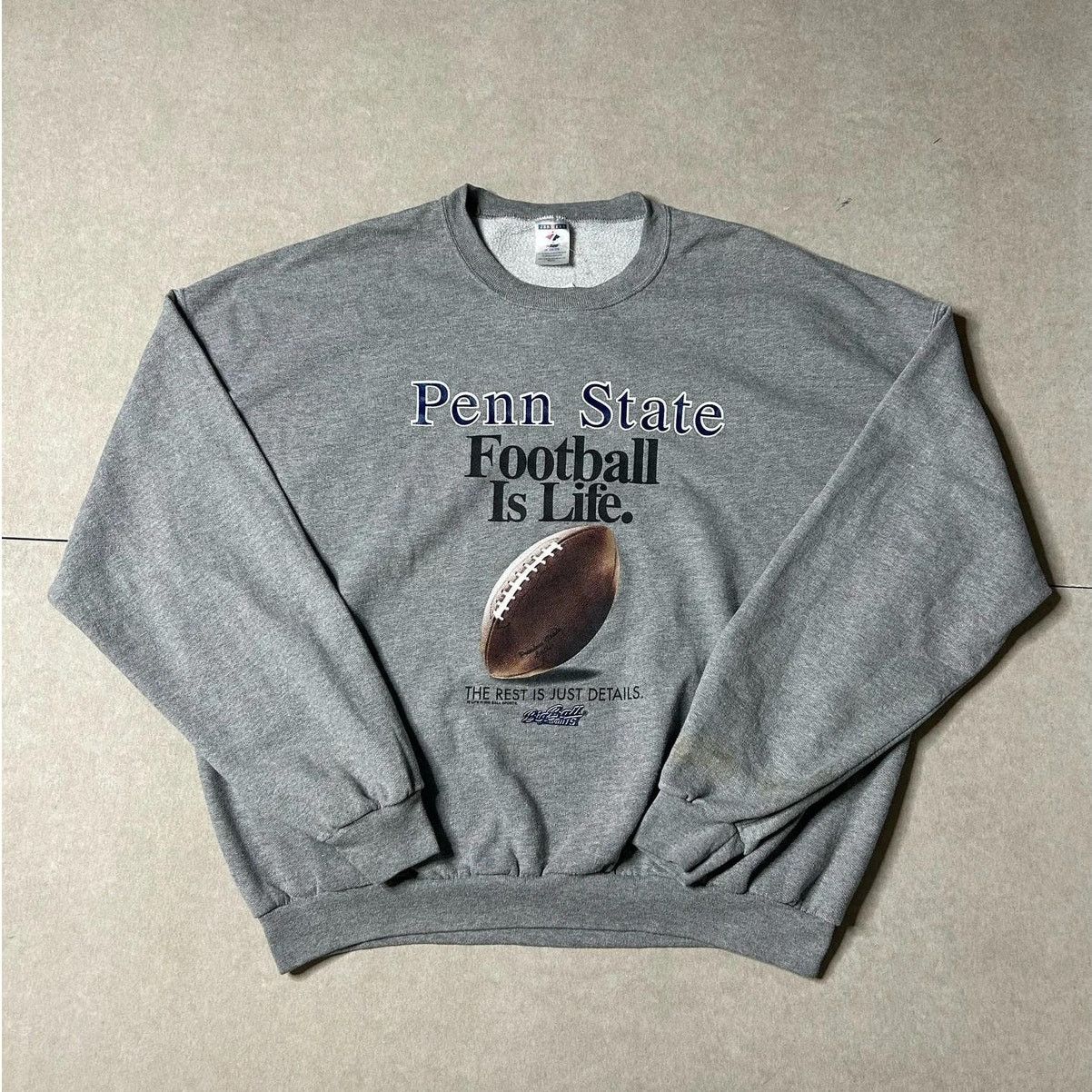 Other 2000s Vintage Penn State Football Grey Crewneck Size XXL Size US XXL / EU 58 / 5 - 1 Thumbnail