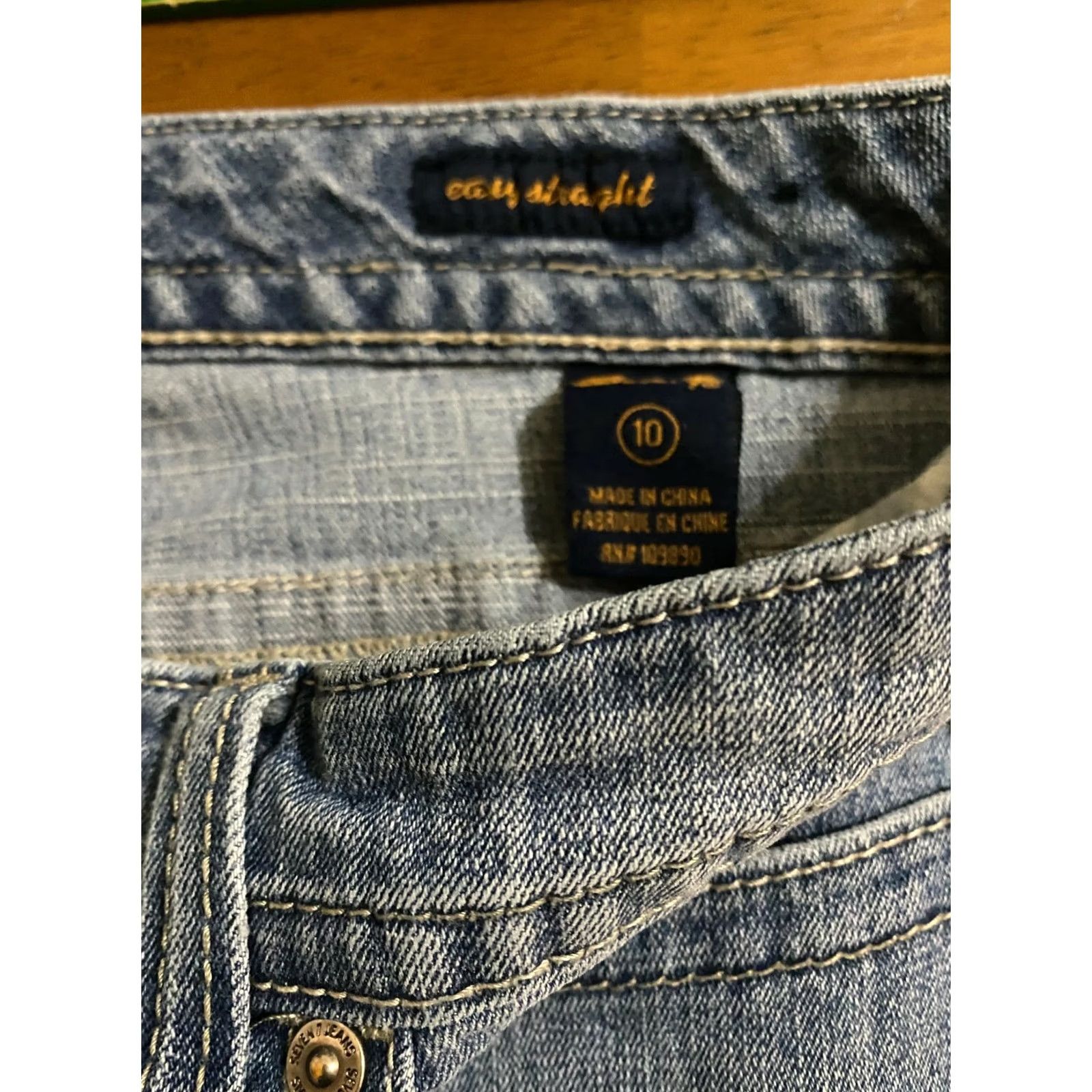 7 For All Mankind 7 For All Mankind Easy Straight Jeans Womens 10 Blue Denim Cotton Spandex Zip Fly 5 Pocket Medium Wash Stretch Size 32" / US 10 / IT 46 - 4 Thumbnail