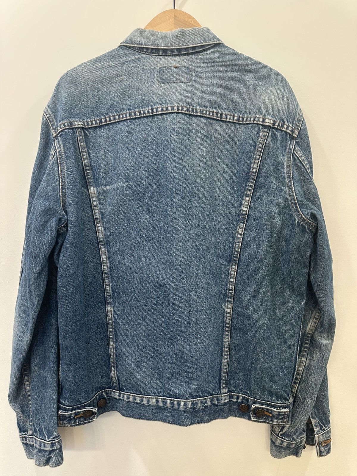 Levi's Vintage 1980s Levis Denim Trucker Size 44L Size US L / EU 52-54 / 3 - 4 Thumbnail