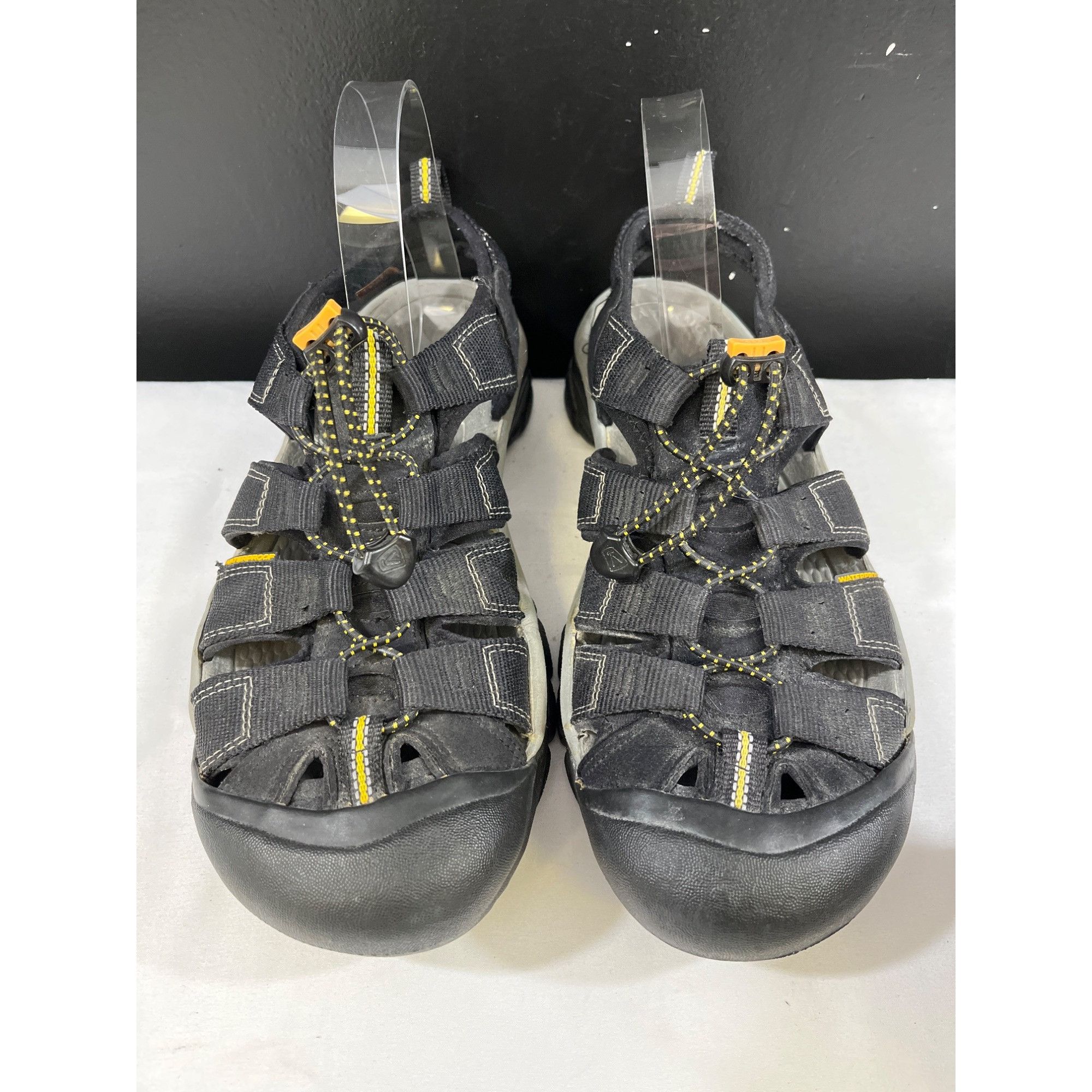 KEEN Keen Newport Mens Black Outdoor Hiking Sandals Size 9.5 SKU Size US 9.5 / EU 42-43 - 1 Thumbnail
