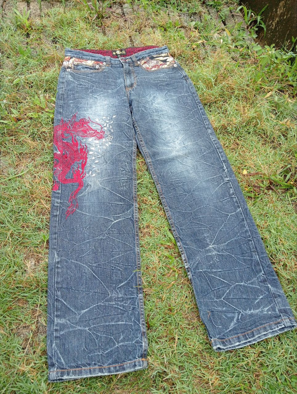Japanese Brand Vintage Japanese Dragon Embroidery Jeans Size US 31 - 3 Thumbnail