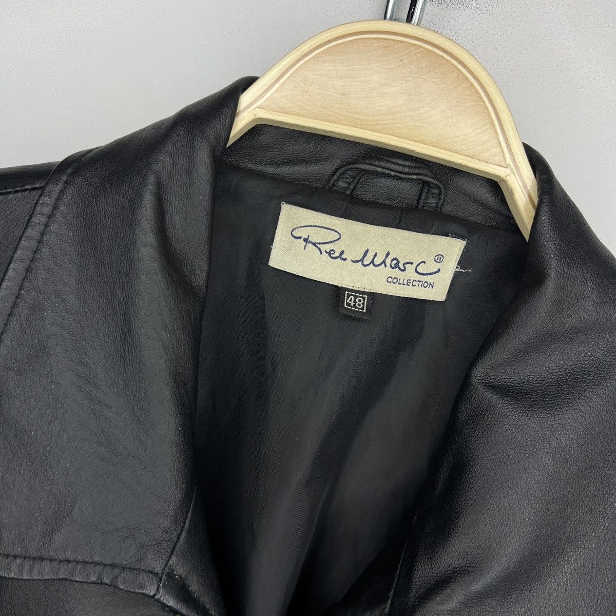 Leather Vintage Black Leather Motor Biker Jacket Trucker Genuine Size US M / EU 48-50 / 2 - 6 Thumbnail