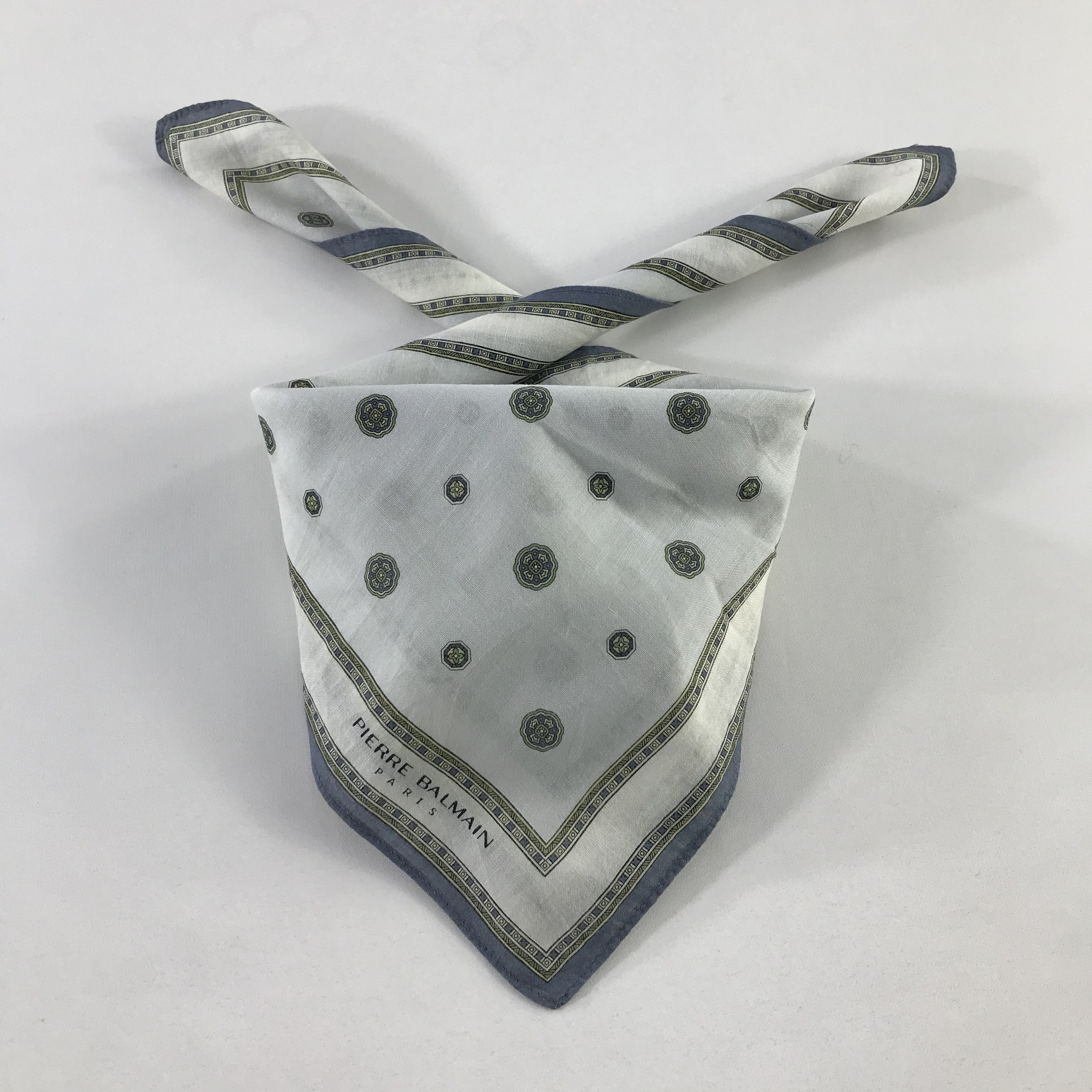 Pierre Balmain × Vintage Pierre Balmain Bandana / Handkerchief / Neckerchief - S892 Size ONE SIZE - 3 Thumbnail
